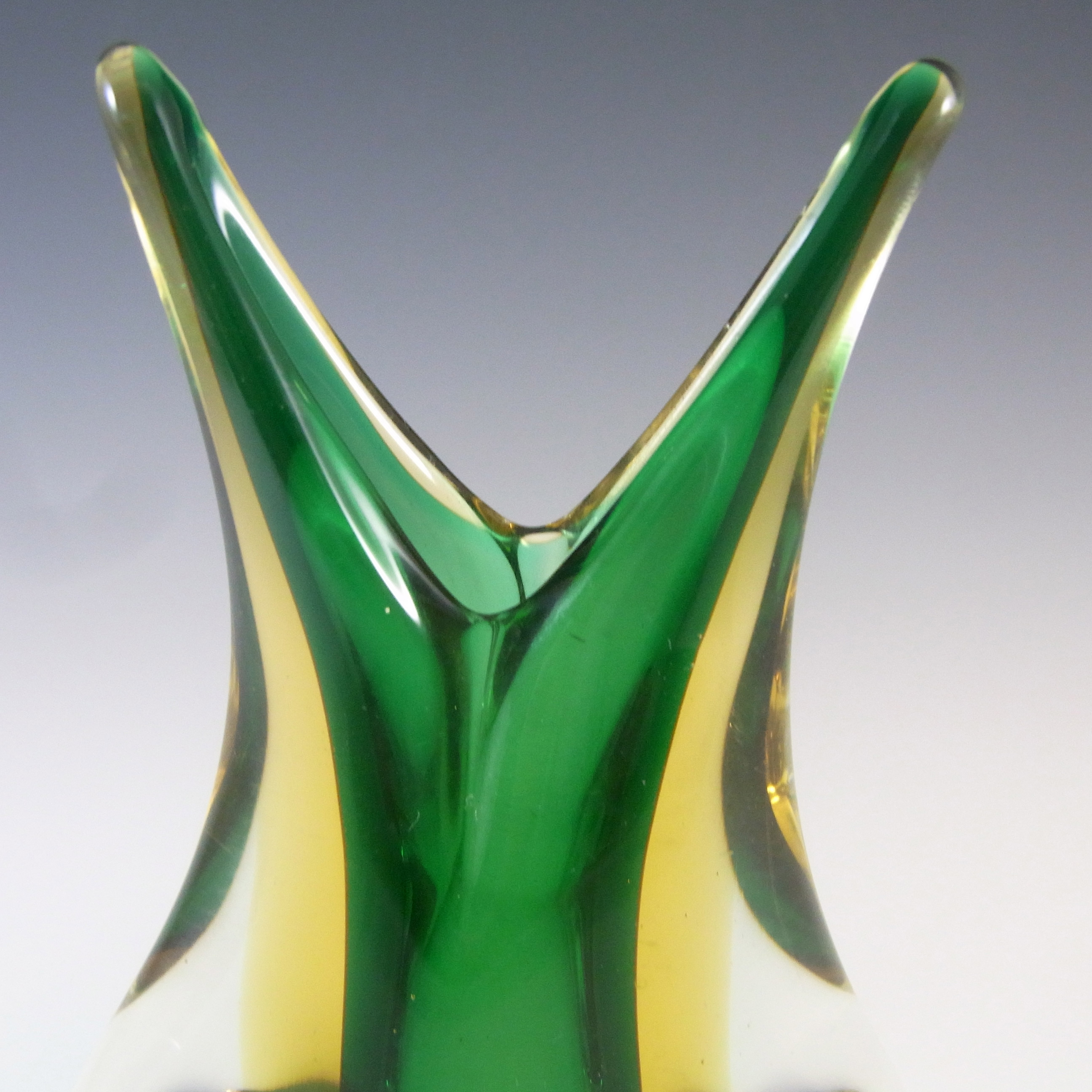 Arte Nuova Pustetto & Zanetti Murano Green & Amber Sommerso Glass Vase - Click Image to Close