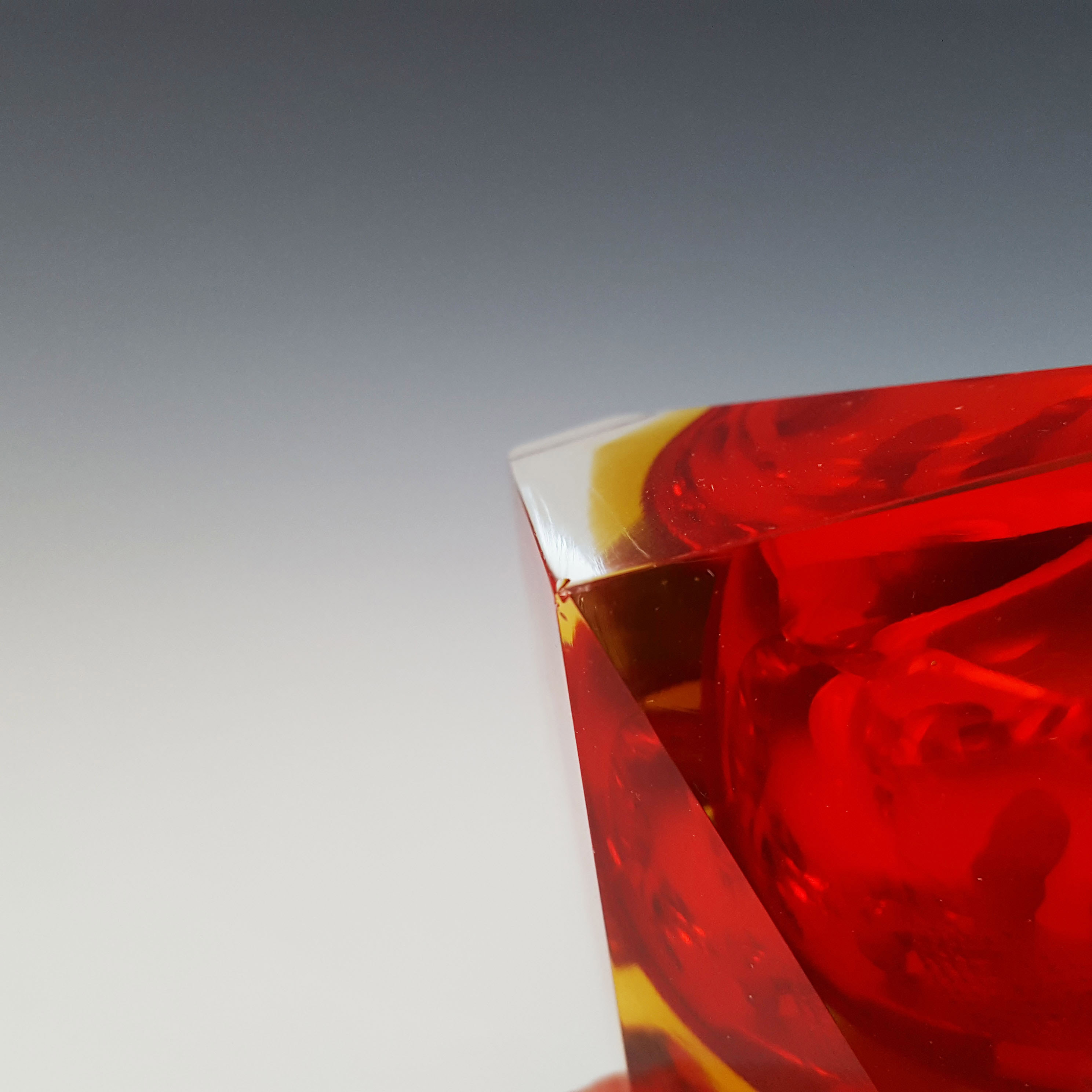 (image for) Vetri Molati Murano Faceted Red & Amber Sommerso Glass Bowl - Click Image to Close