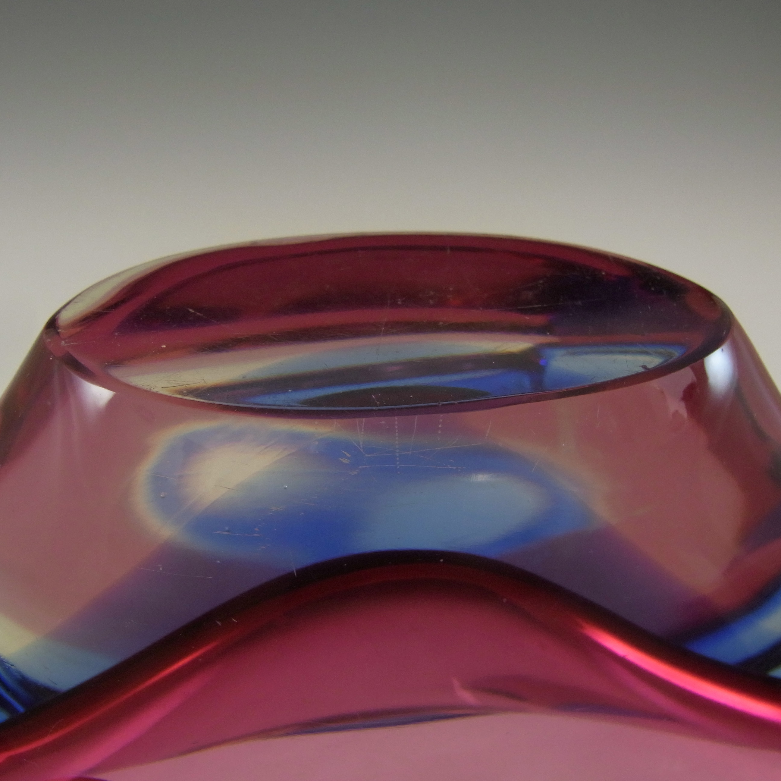 (image for) Murano Large 2kg Pink & Blue Sommerso Glass Sculpture Bowl - Click Image to Close