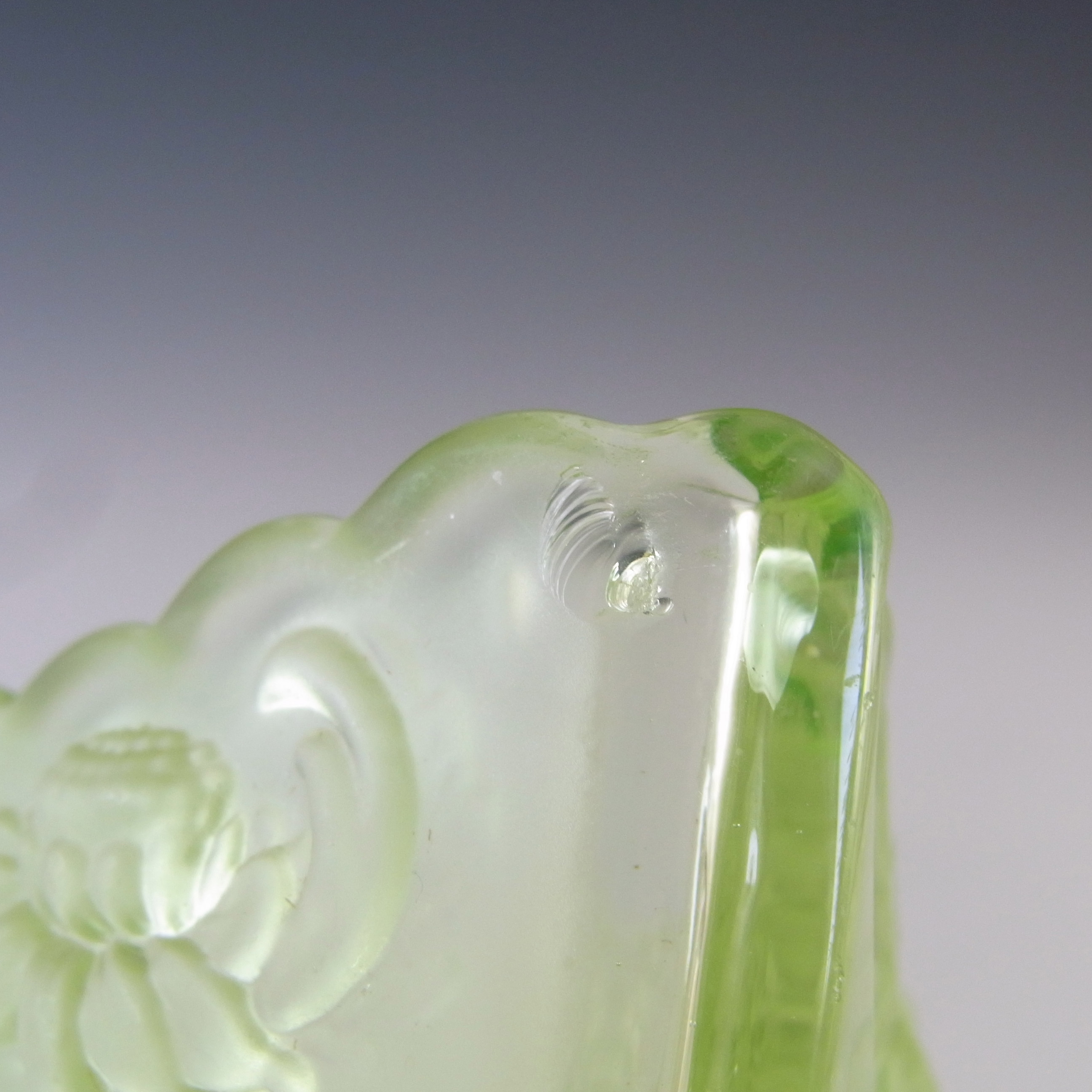 (image for) Sowerby Art Deco 1930's Uranium Green Glass 'Daisy' Vase - Click Image to Close
