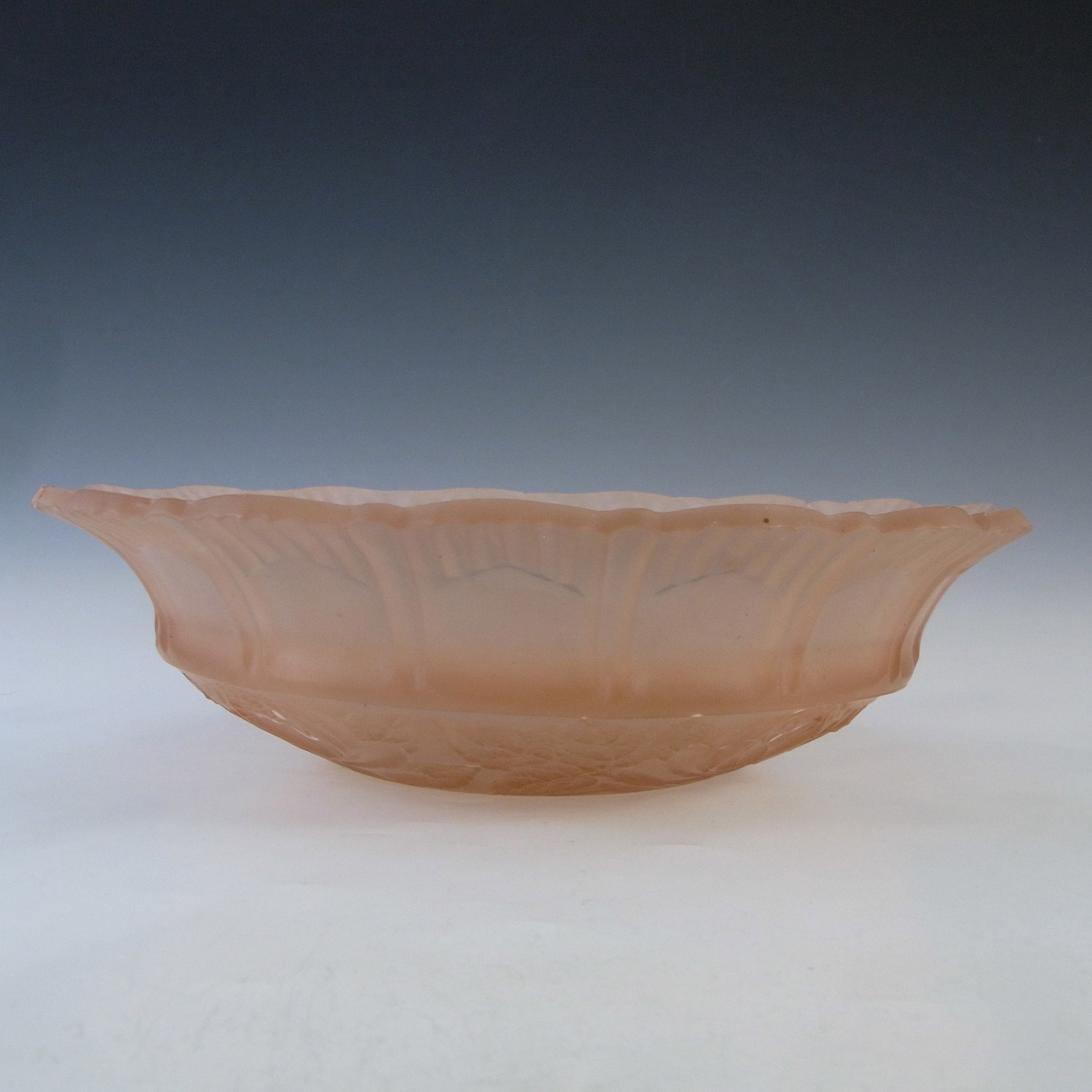 Sowerby #2565 Art Deco Frosted Pink Glass Rose Pattern Bowl - Click Image to Close