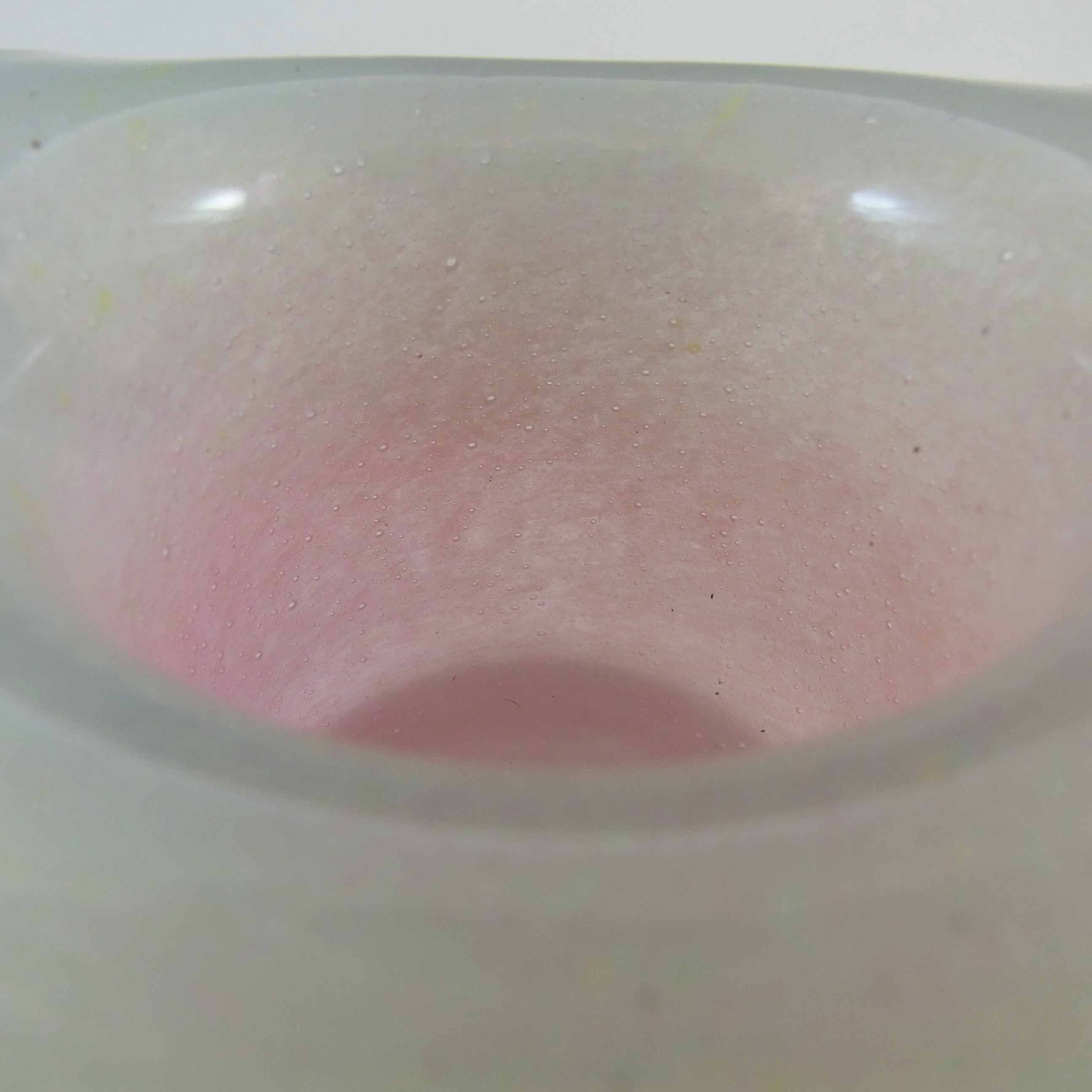 (image for) SIGNED Vasart Scottish Pink & Green Mottled Glass Bowl B015 - Click Image to Close