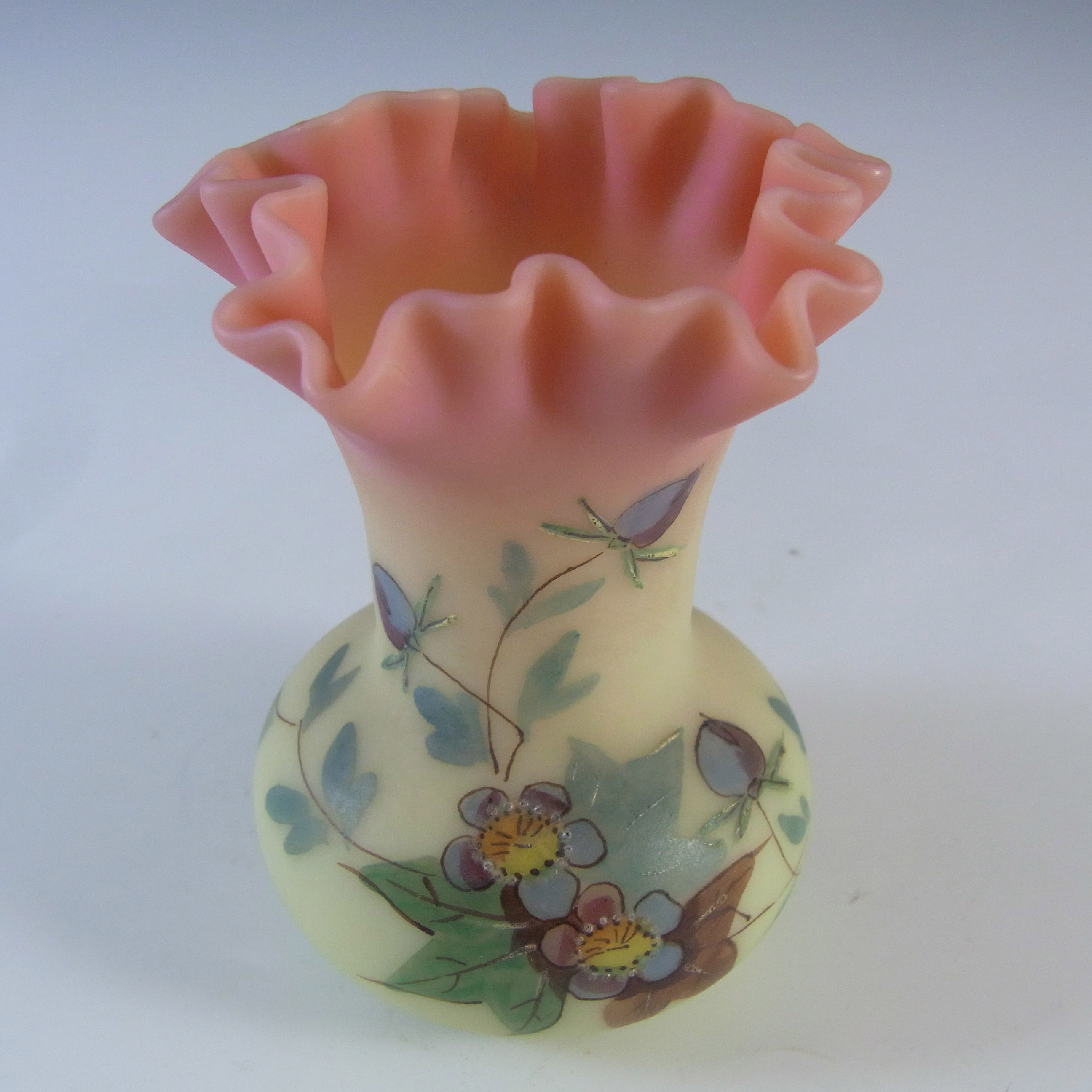 (image for) Thomas Webb Victorian Burmese Uranium 'Hawthorn' Glass Vase - Click Image to Close