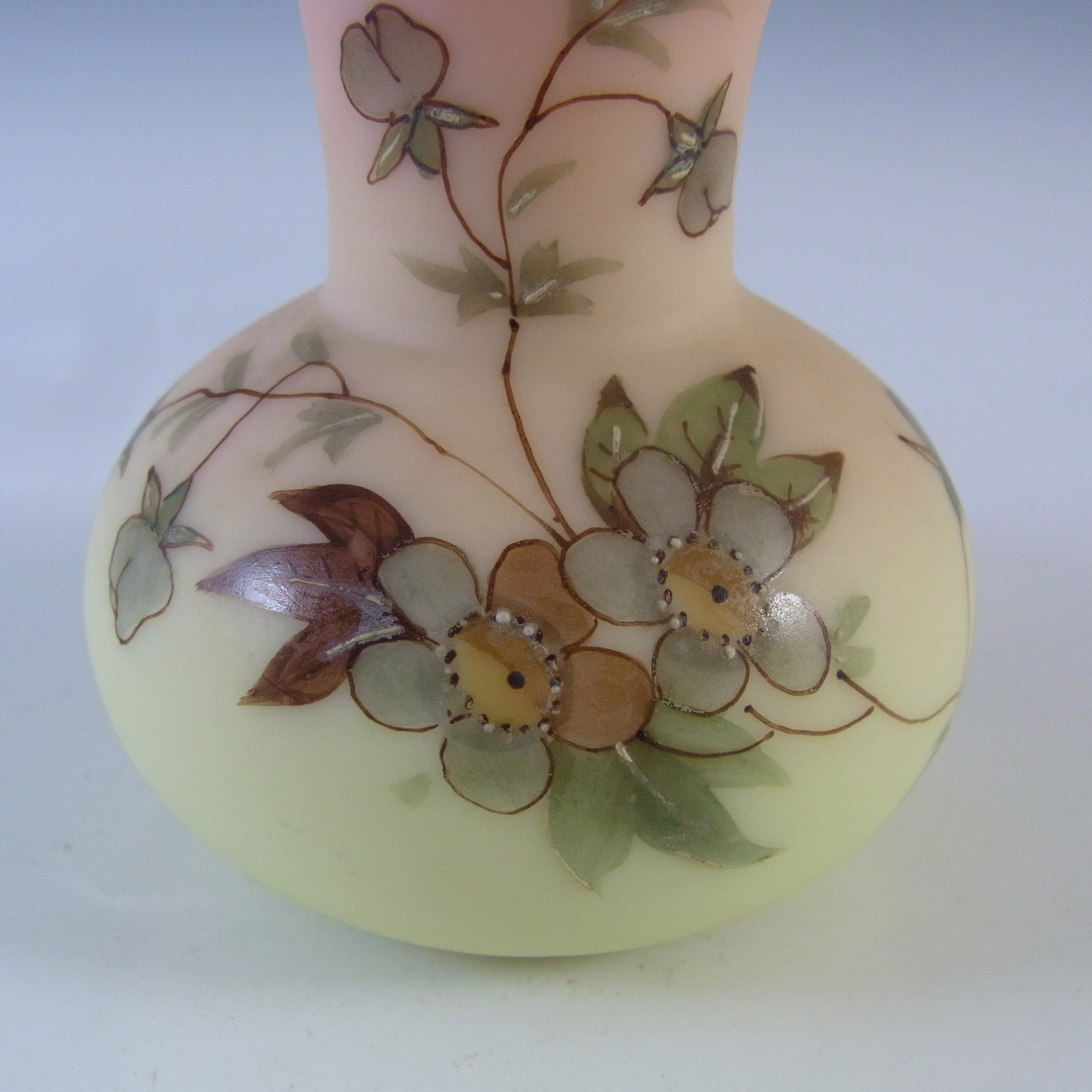 (image for) Thomas Webb Victorian Burmese Uranium Floral Glass Vase - Click Image to Close