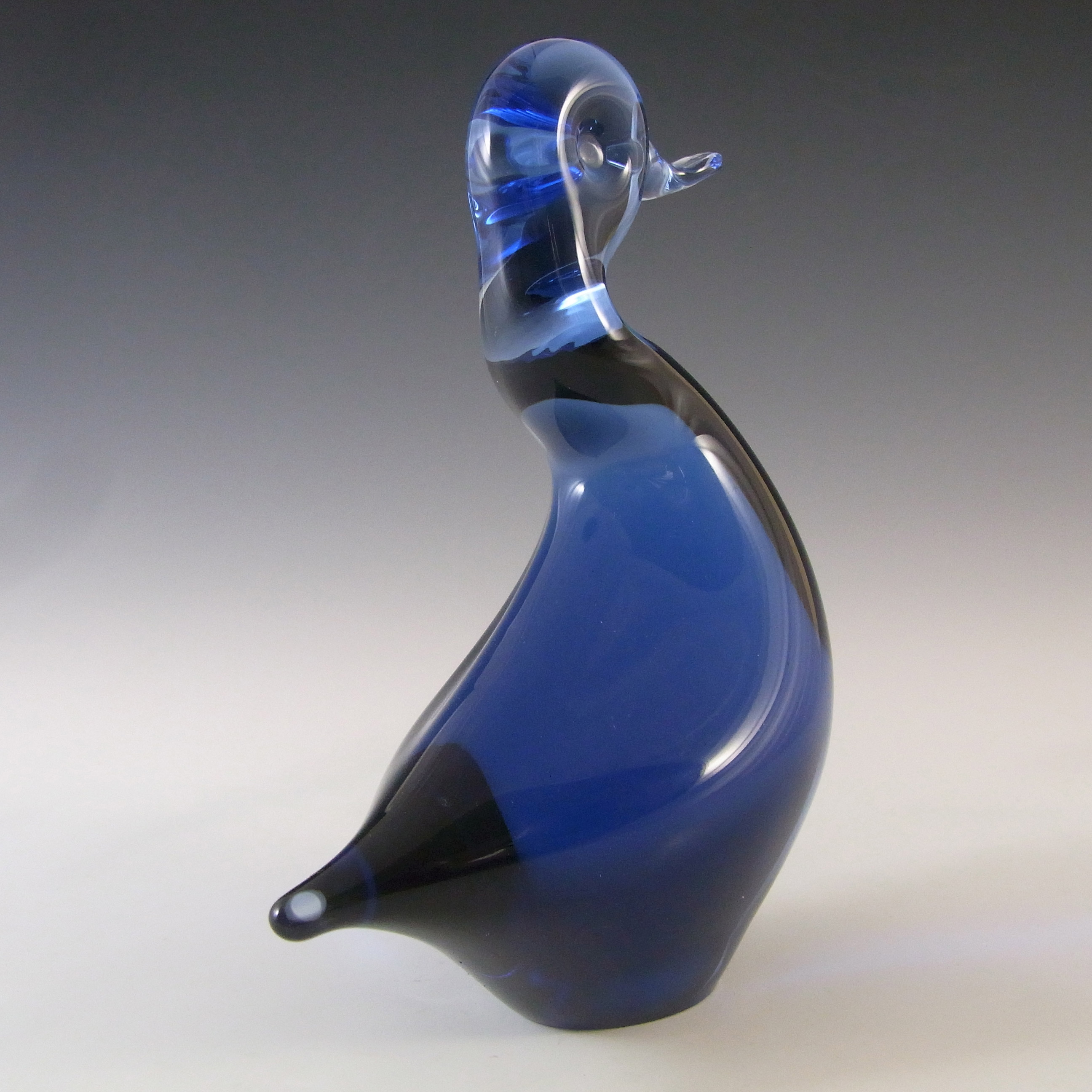 (image for) MARKED Wedgwood Sapphire Blue Vintage Glass Duck RSW232 - Click Image to Close