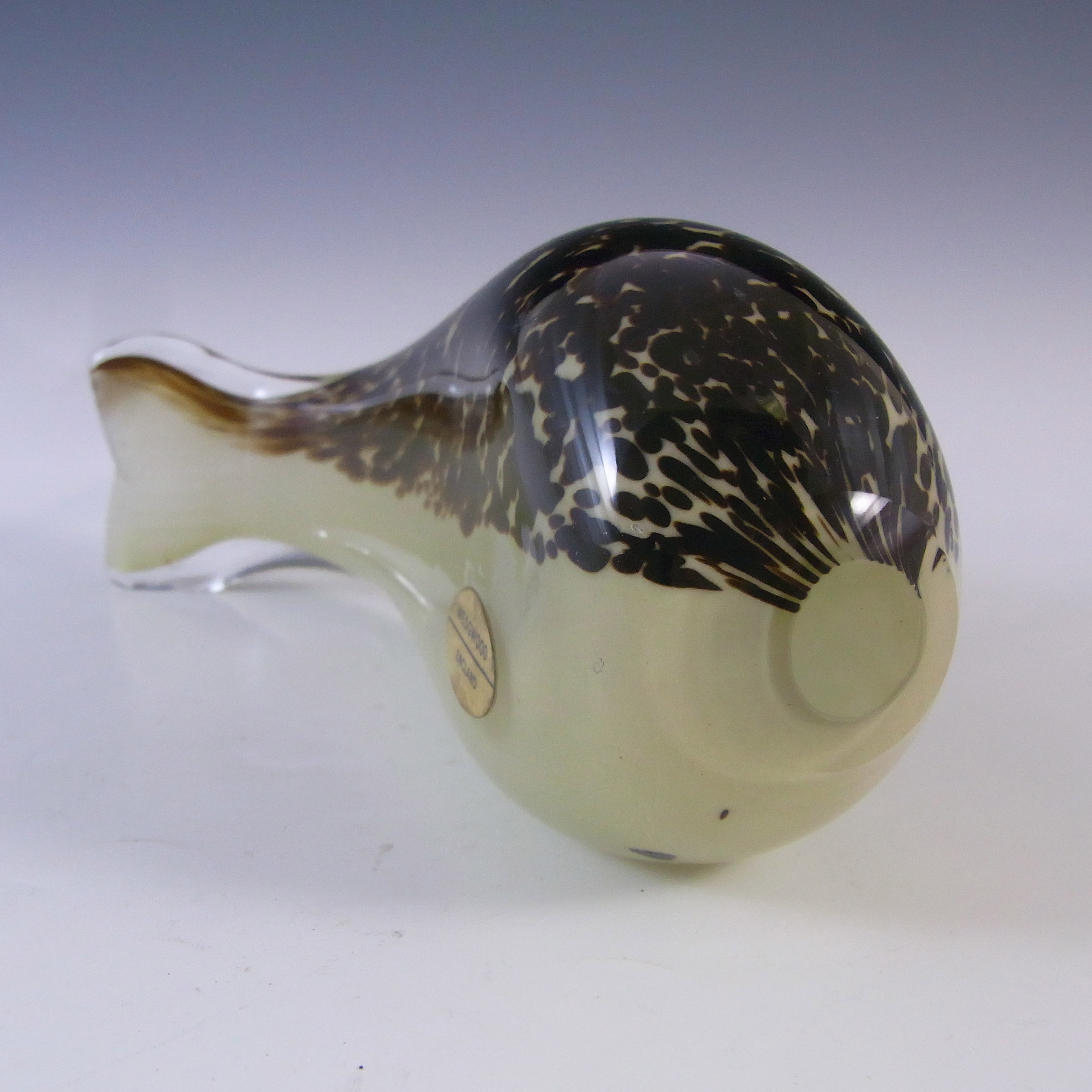 (image for) Wedgwood Cream & Brown Glass Fish Sculpture RSW74 - Marked - Click Image to Close