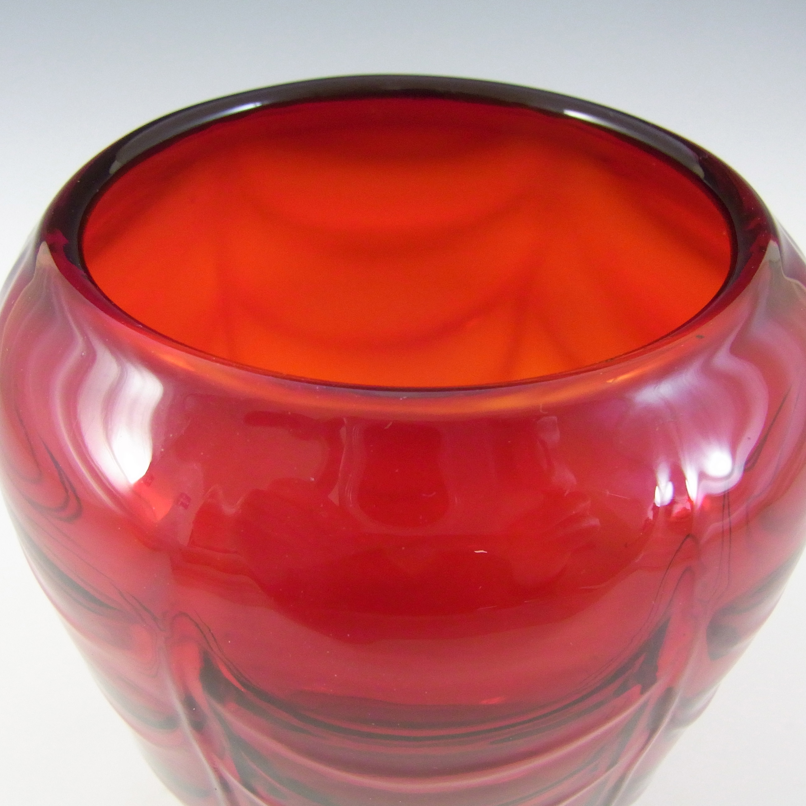 Whitefriars #9358 Wilson Ruby Red Glass Wave Ribbed Footed Vase - Click Image to Close