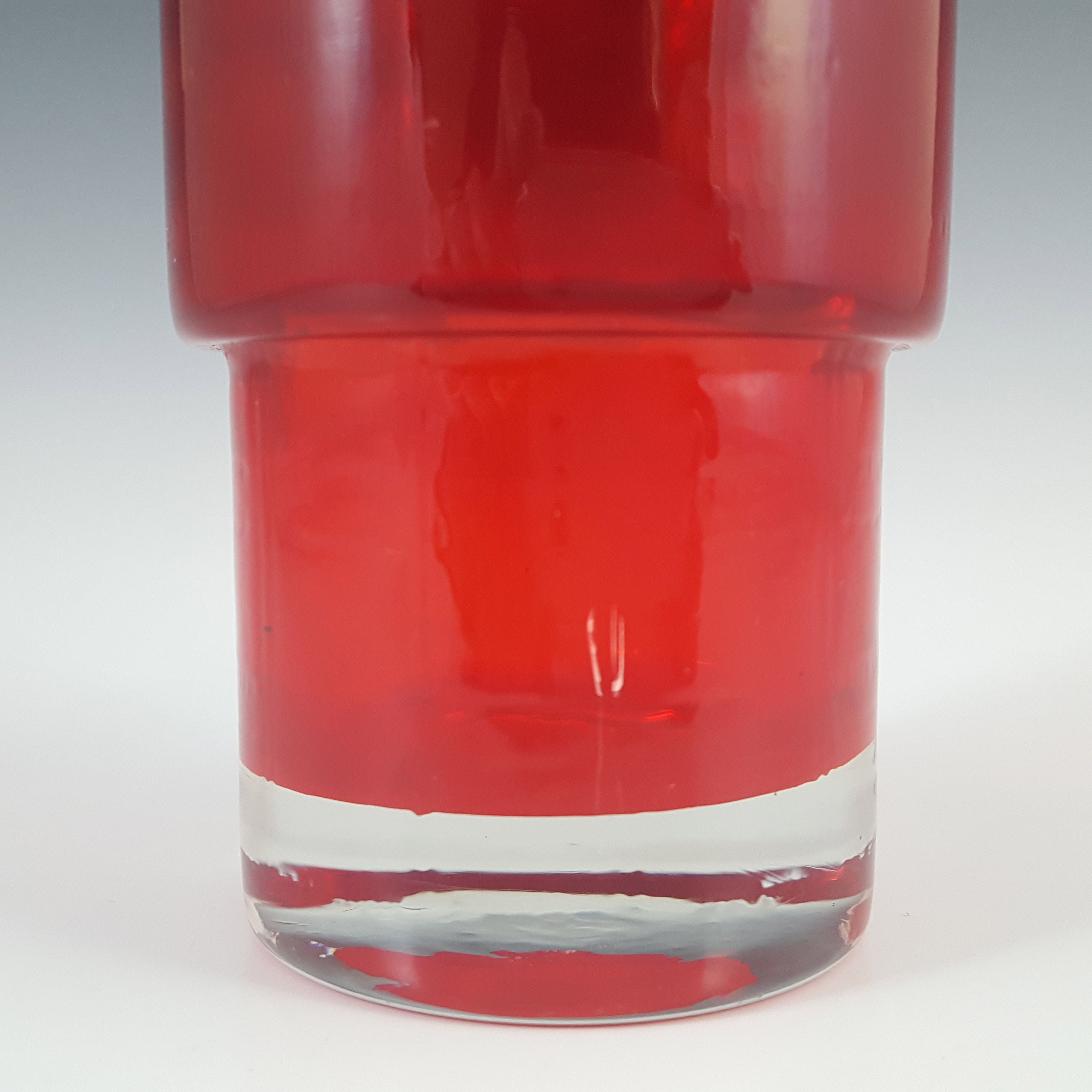 Alsterfors Scandinavian Vintage Red Glass Ribbed Vase - Click Image to Close