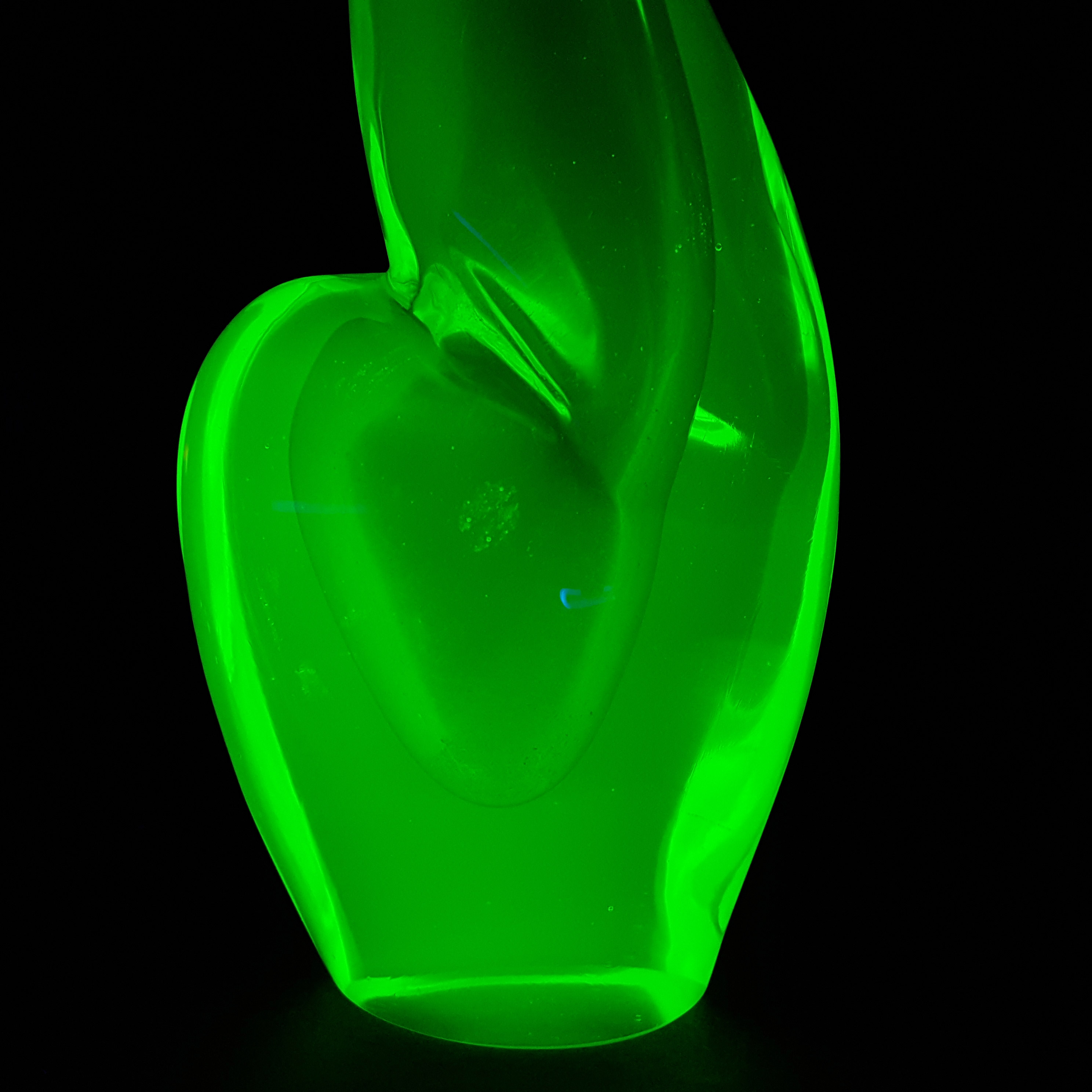 (image for) Arte Nuova Pustetto & Zanetti Murano Uranium Green Sommerso Glass Vase - Click Image to Close