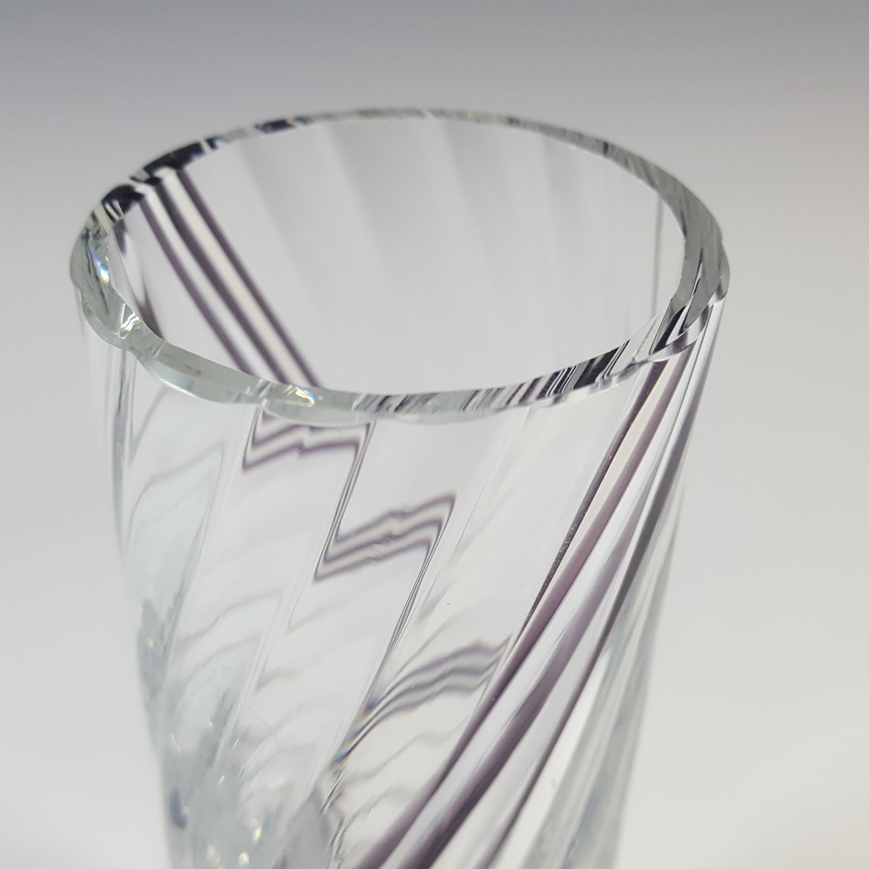 (image for) Caithness Vintage Black & White Glass 'Flamenco' Striped Vase - Click Image to Close