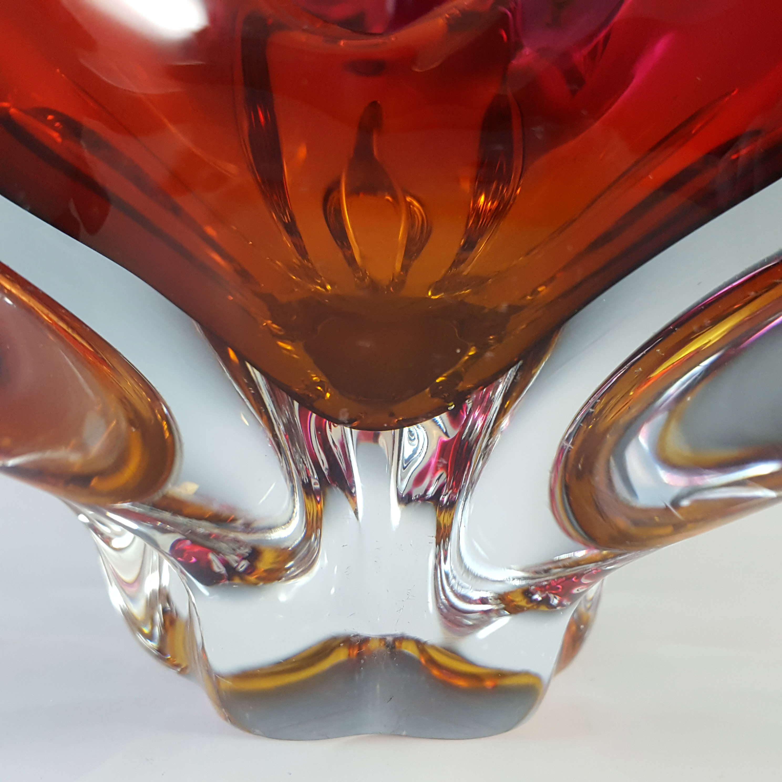Chřibská #127/5/14 Czech Red & Orange Glass Ashtray Bowl - Click Image to Close