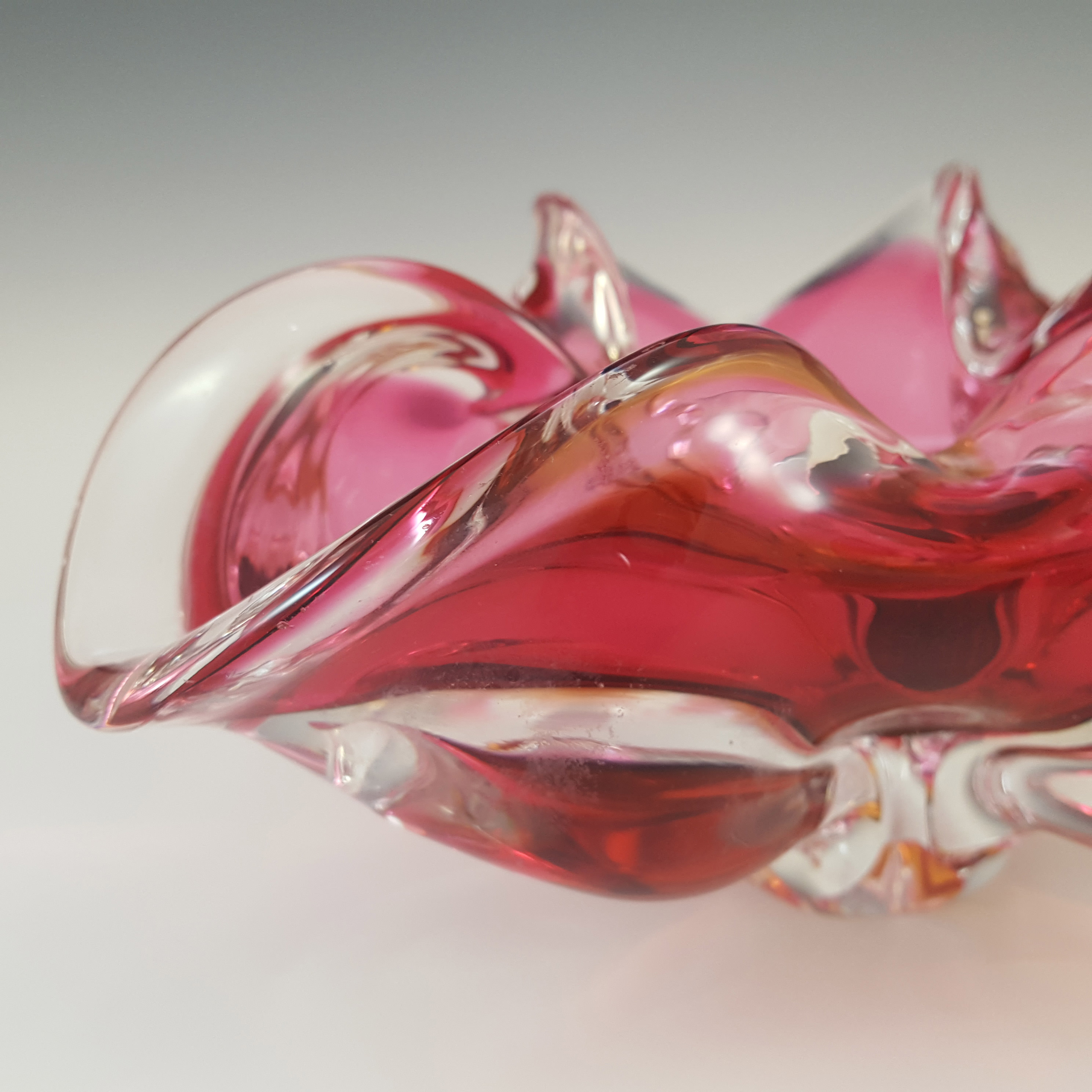 (image for) Chřibská #240/5/18 Czech Pink & Orange Glass Bowl by Josef Hospodka - Click Image to Close
