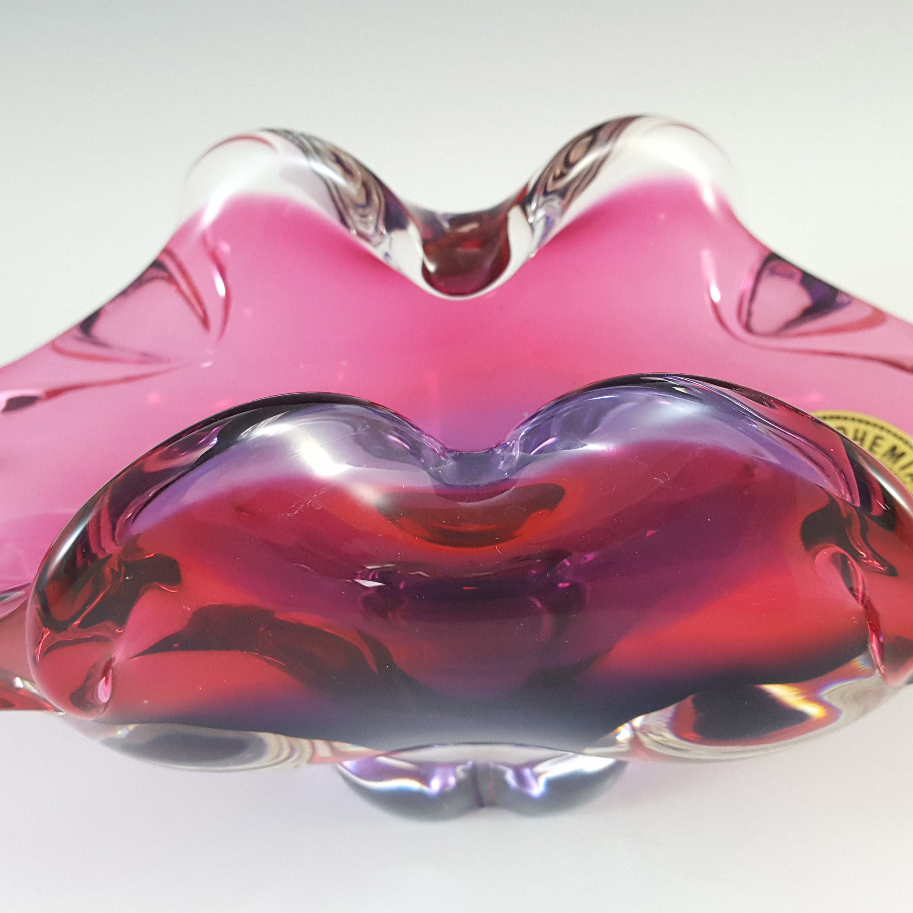 (image for) Chřibská #296/5/30 Czech Pink & Purple Glass Bowl - Click Image to Close