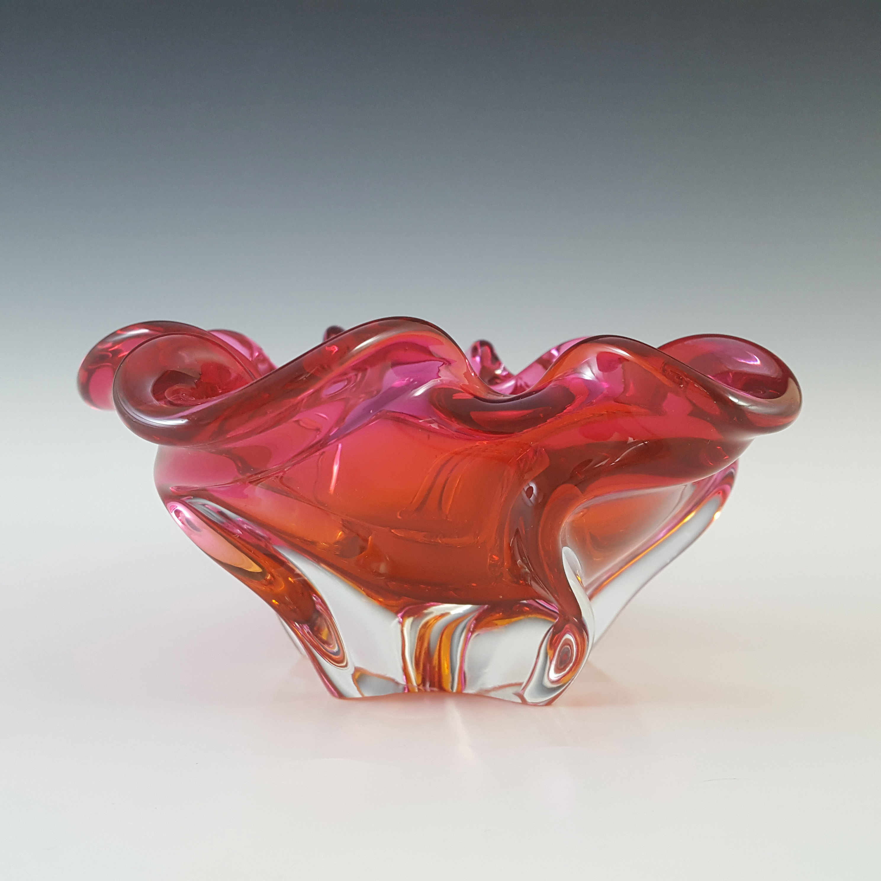 (image for) Chřibská #115/5/15 Czech Pink & Orange Glass Ashtray Bowl - Click Image to Close