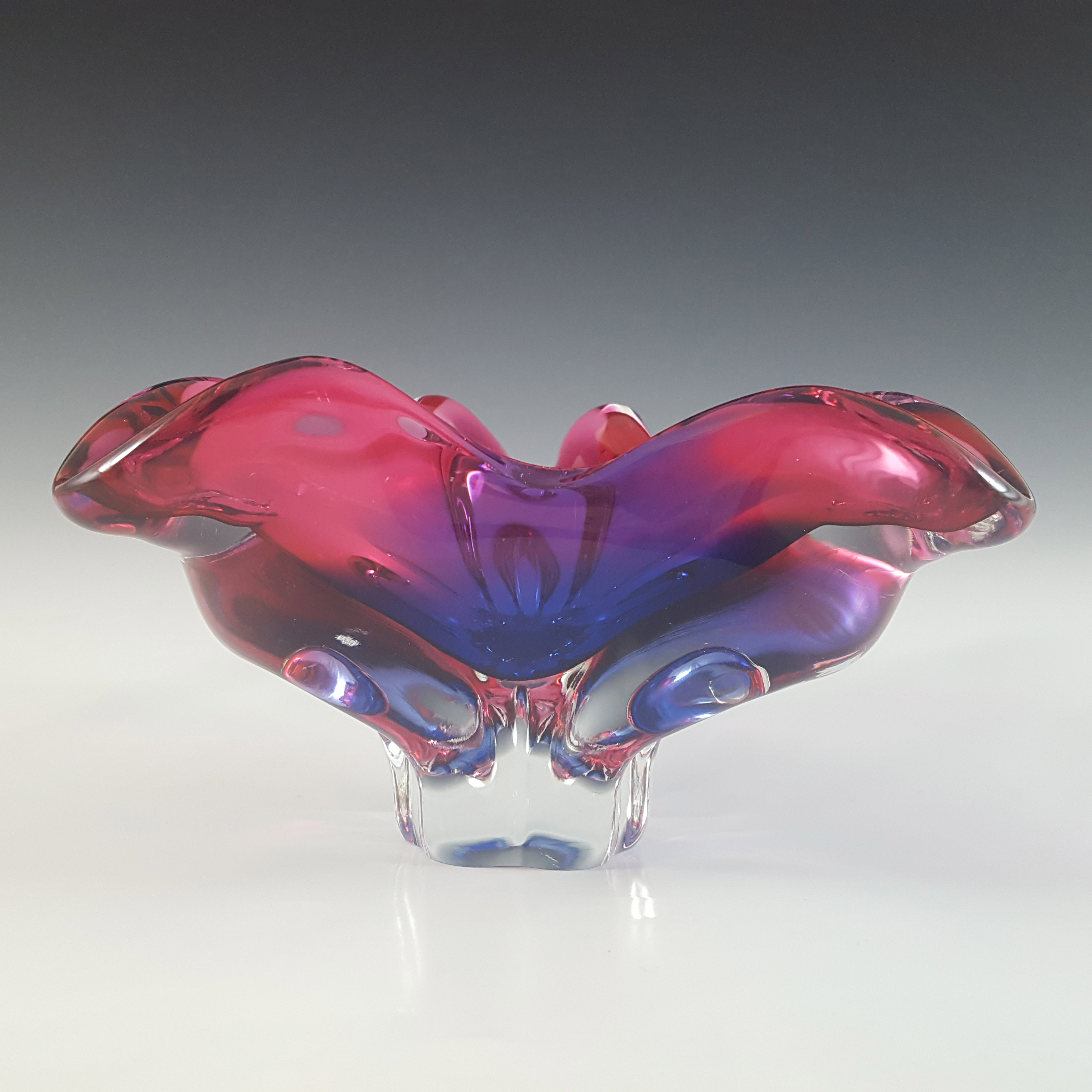 (image for) Chřibská #127/5/15 Czech Pink & Blue Glass Ashtray Bowl - Click Image to Close