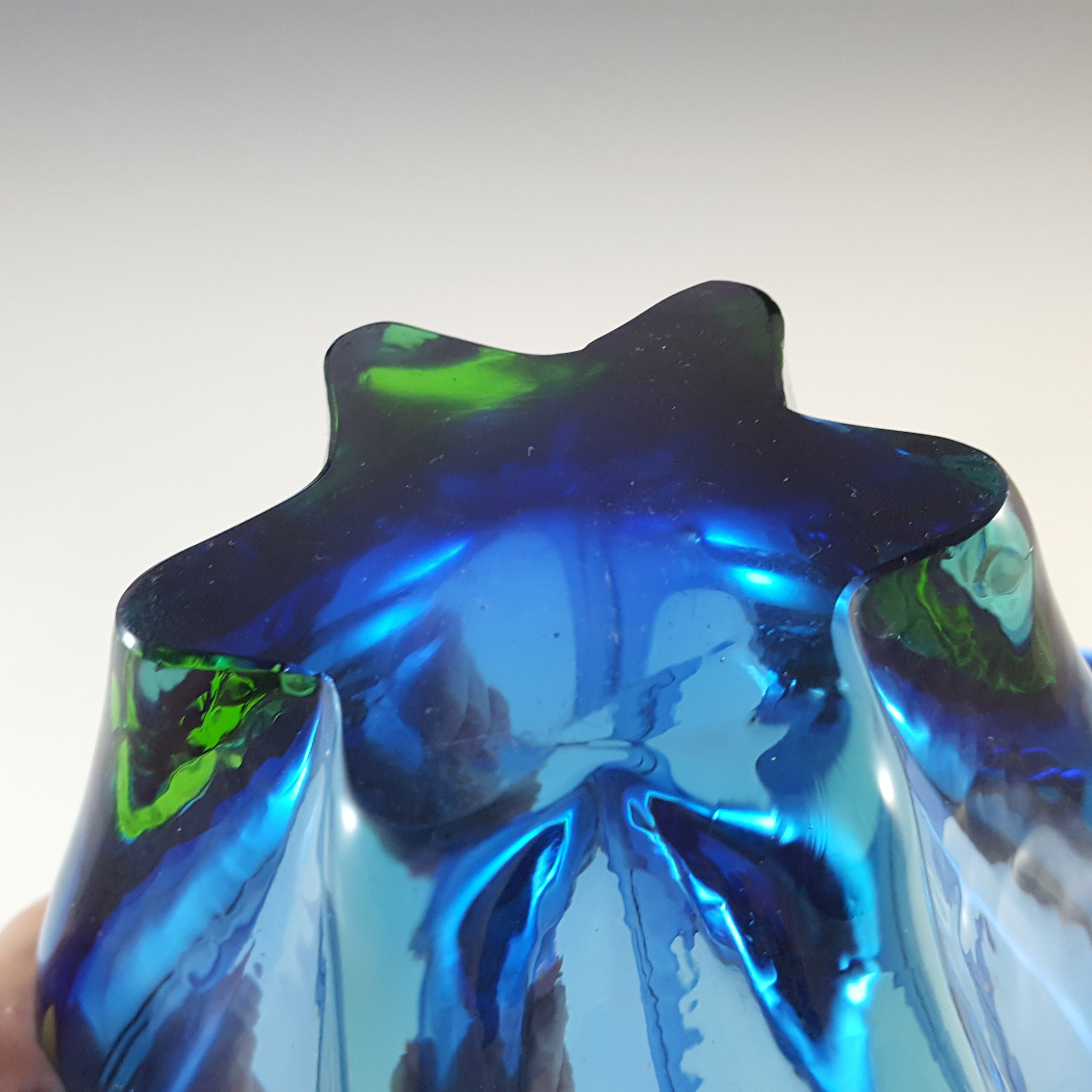 (image for) Cristallo Venezia CCC Murano Blue & Green Sommerso Glass Bowl - Click Image to Close