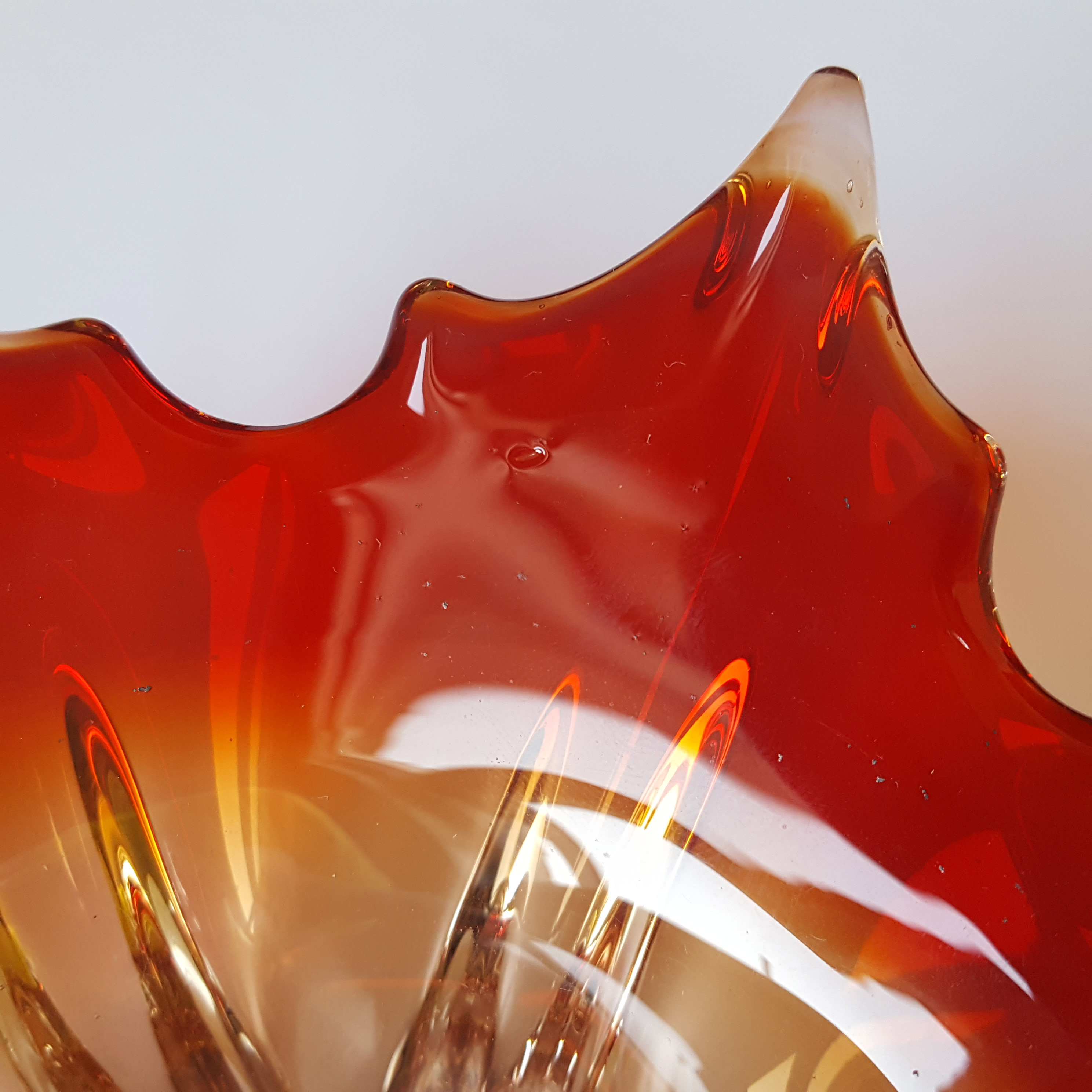 Cristallo Venezia 1950s Murano Red & Clear Sommerso Glass Bowl - Click Image to Close
