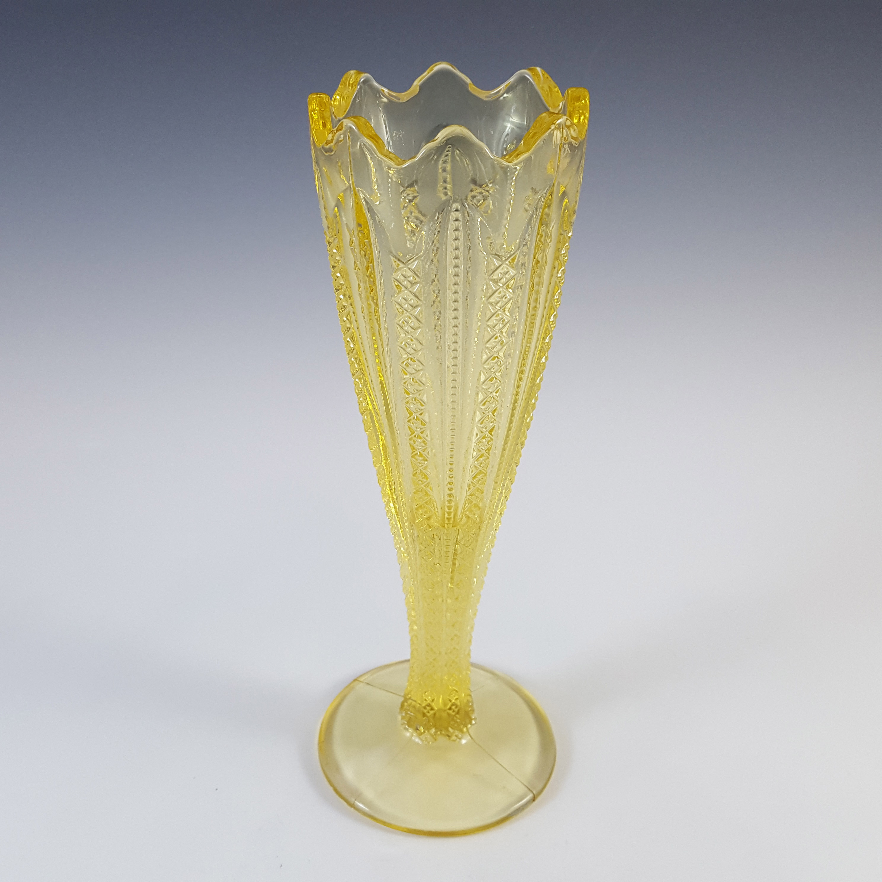 Tiara Glass Vintage Yellow 'Ribbon' Vase by Indiana Glass - Click Image to Close