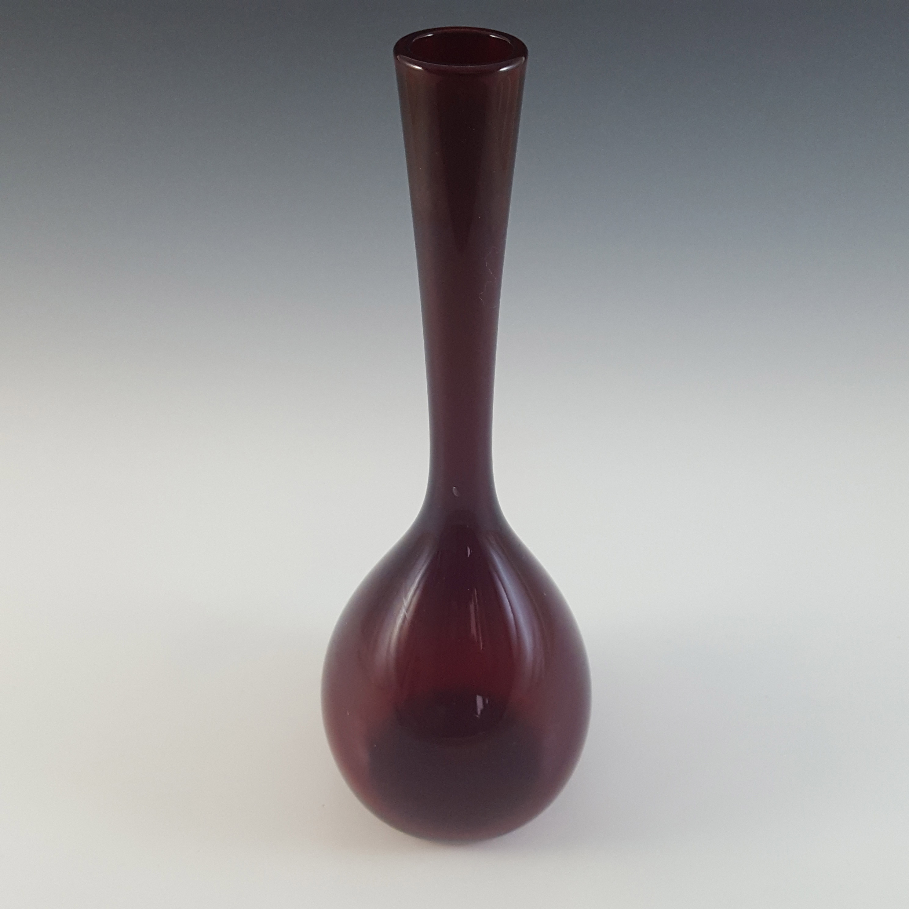(image for) Elme Swedish / Scandinavian Red Uncased Glass 9.75" Vase - Click Image to Close