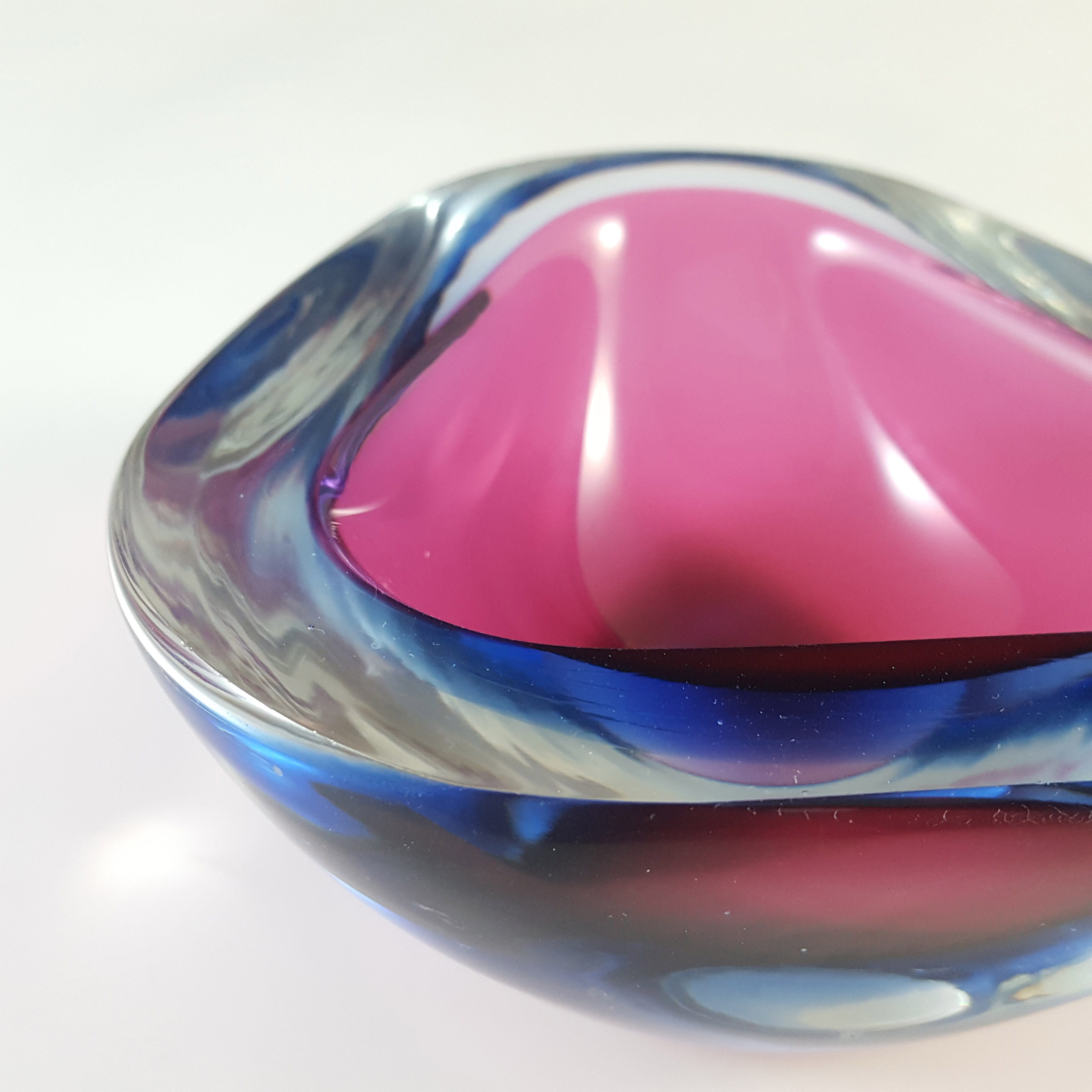 (image for) Murano Pink & Blue Sommerso Glass Retro Geode Bowl - Click Image to Close