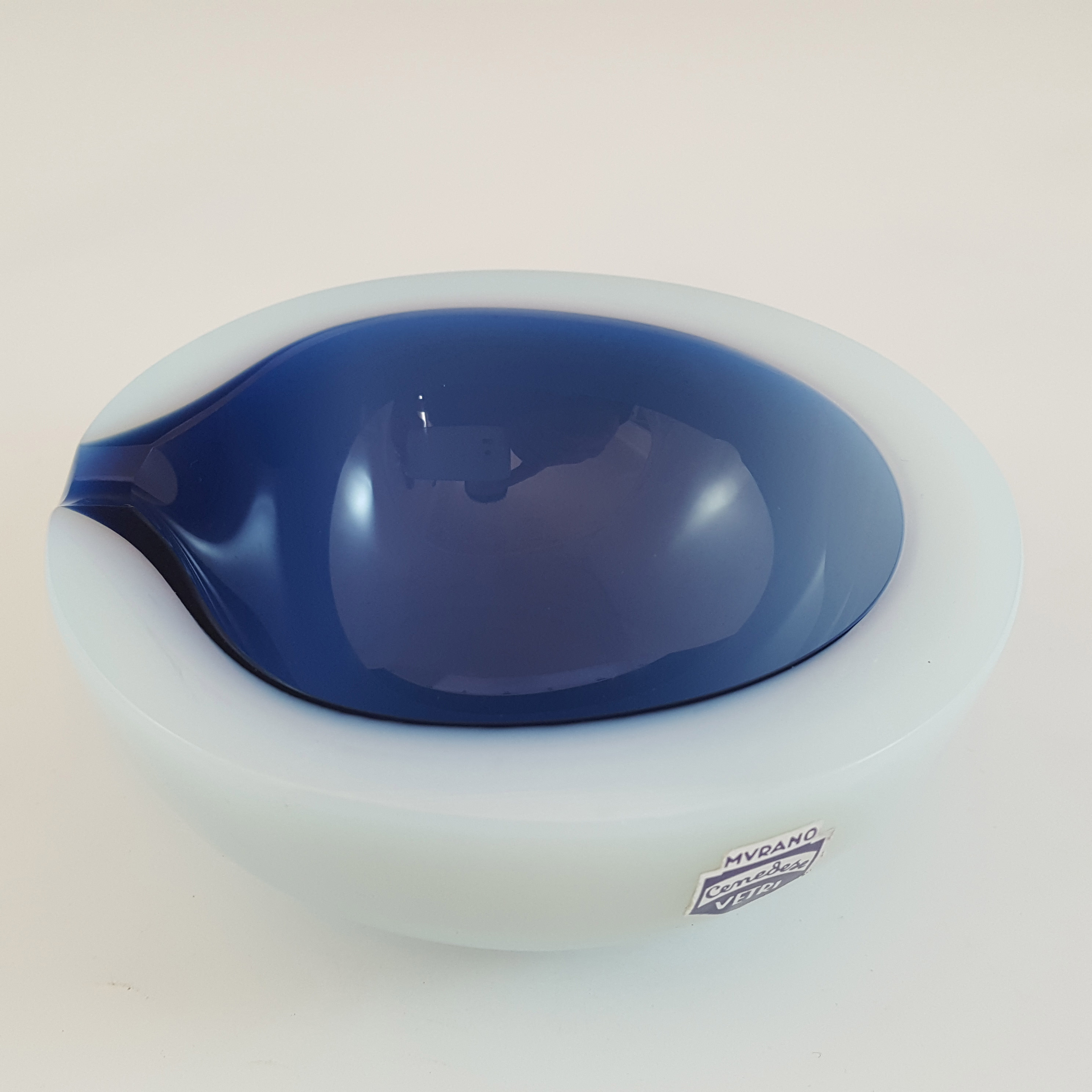 SIGNED Cenedese Murano Blue & White Sommerso Glass Geode Bowl - Click Image to Close