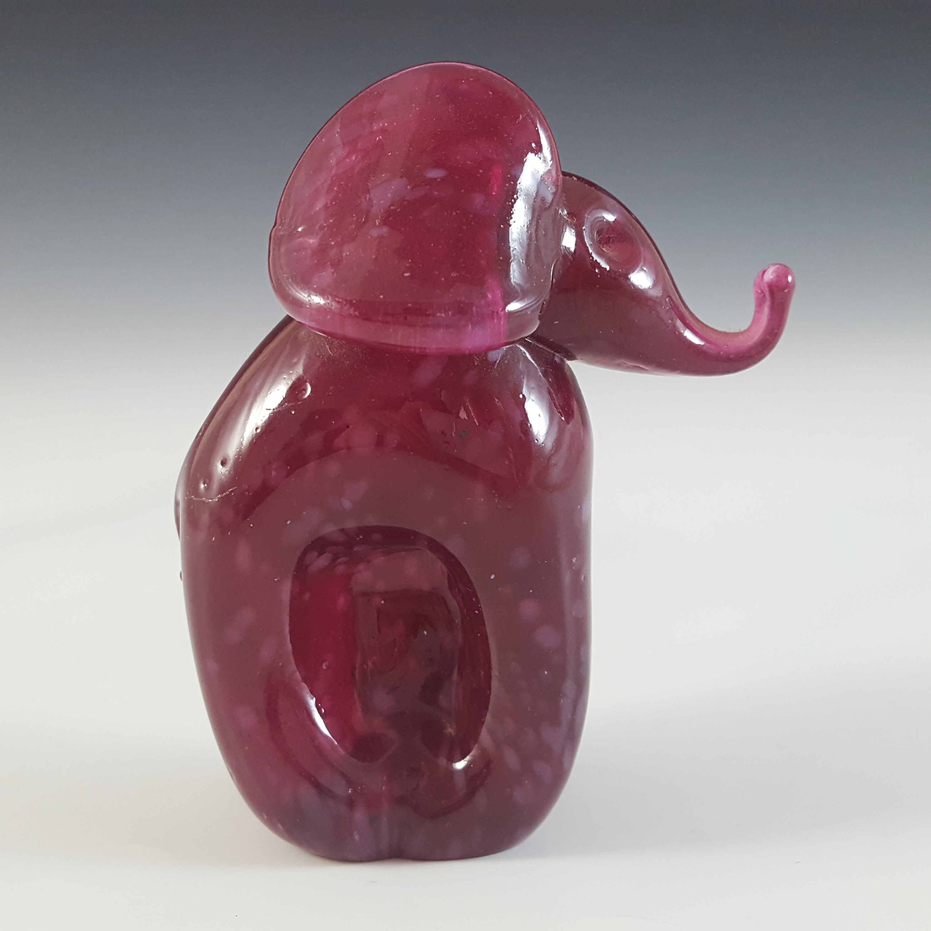 SIGNED & LABELLED Gozo Maltese Pink Glass Elephant - Click Image to Close