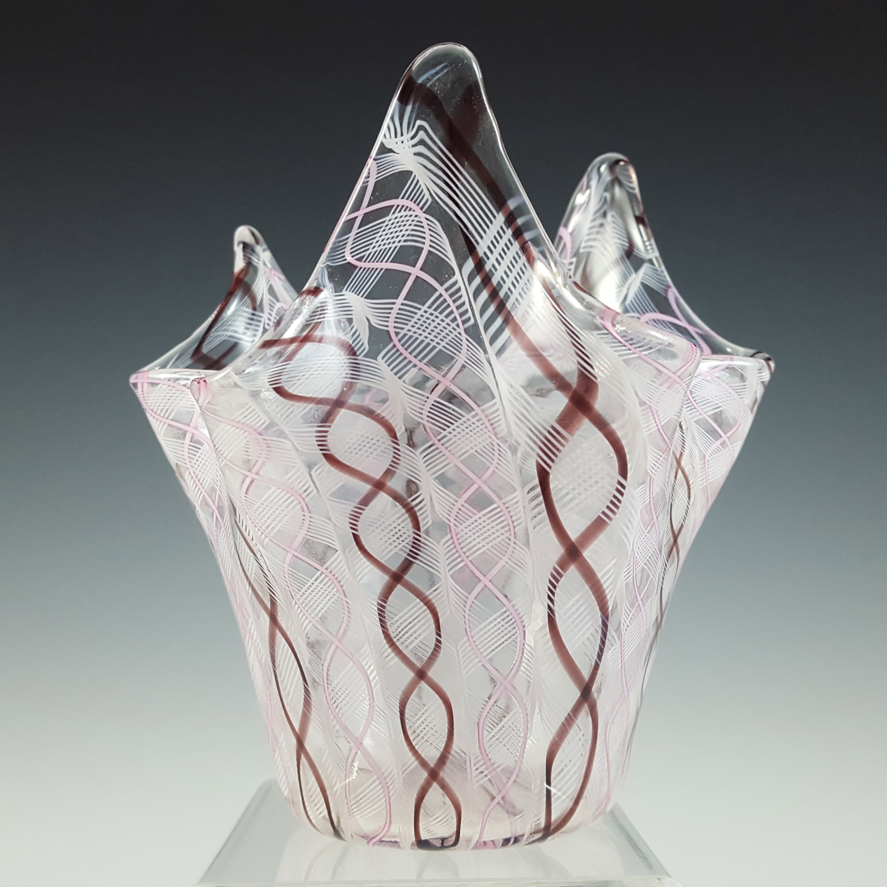 (image for) Murano Pink & White Glass Zanfirico Fazzoletto Handkerchief Vase - Click Image to Close