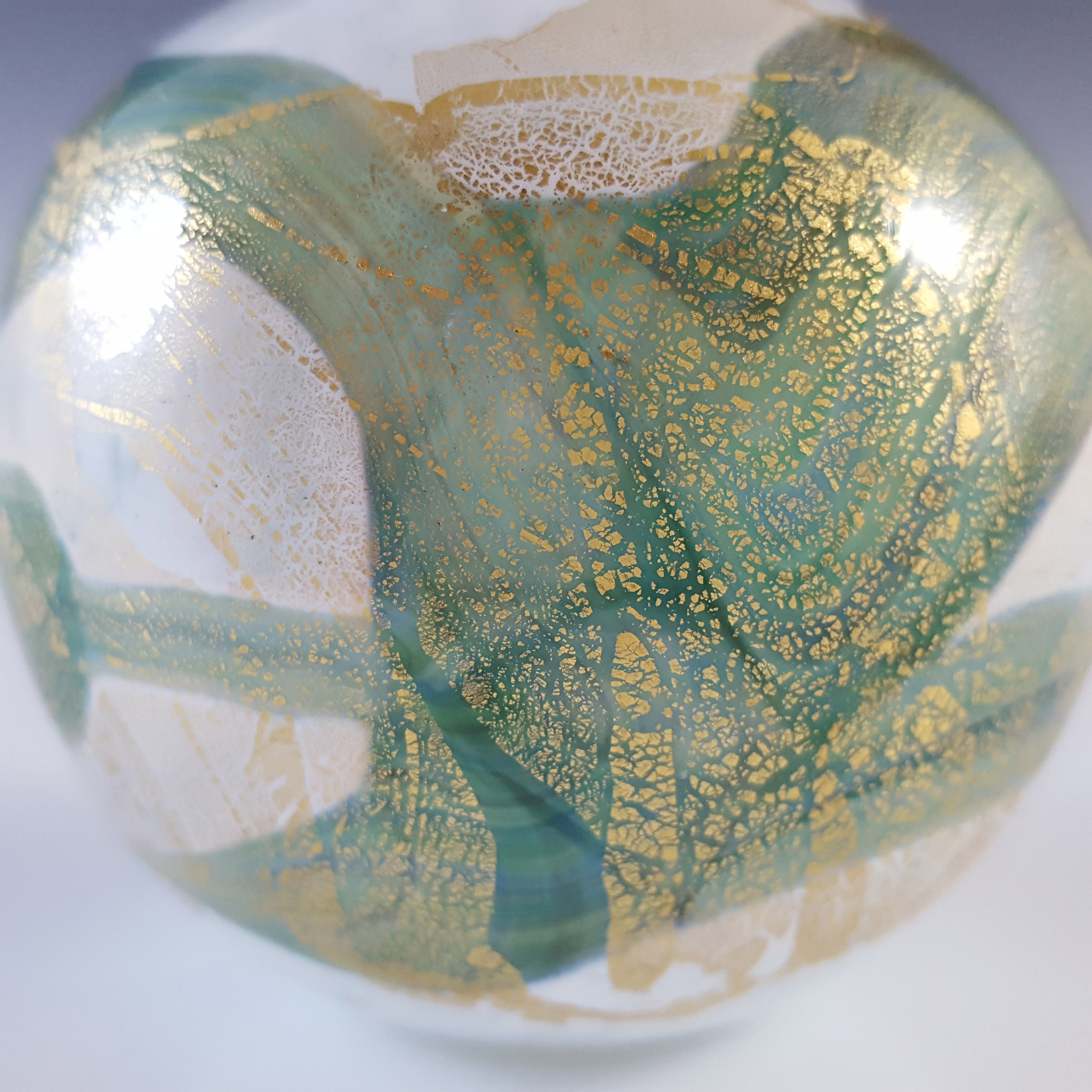 Isle of Wight Studio / Michael Harris Golden Peacock Glass Vase - Click Image to Close