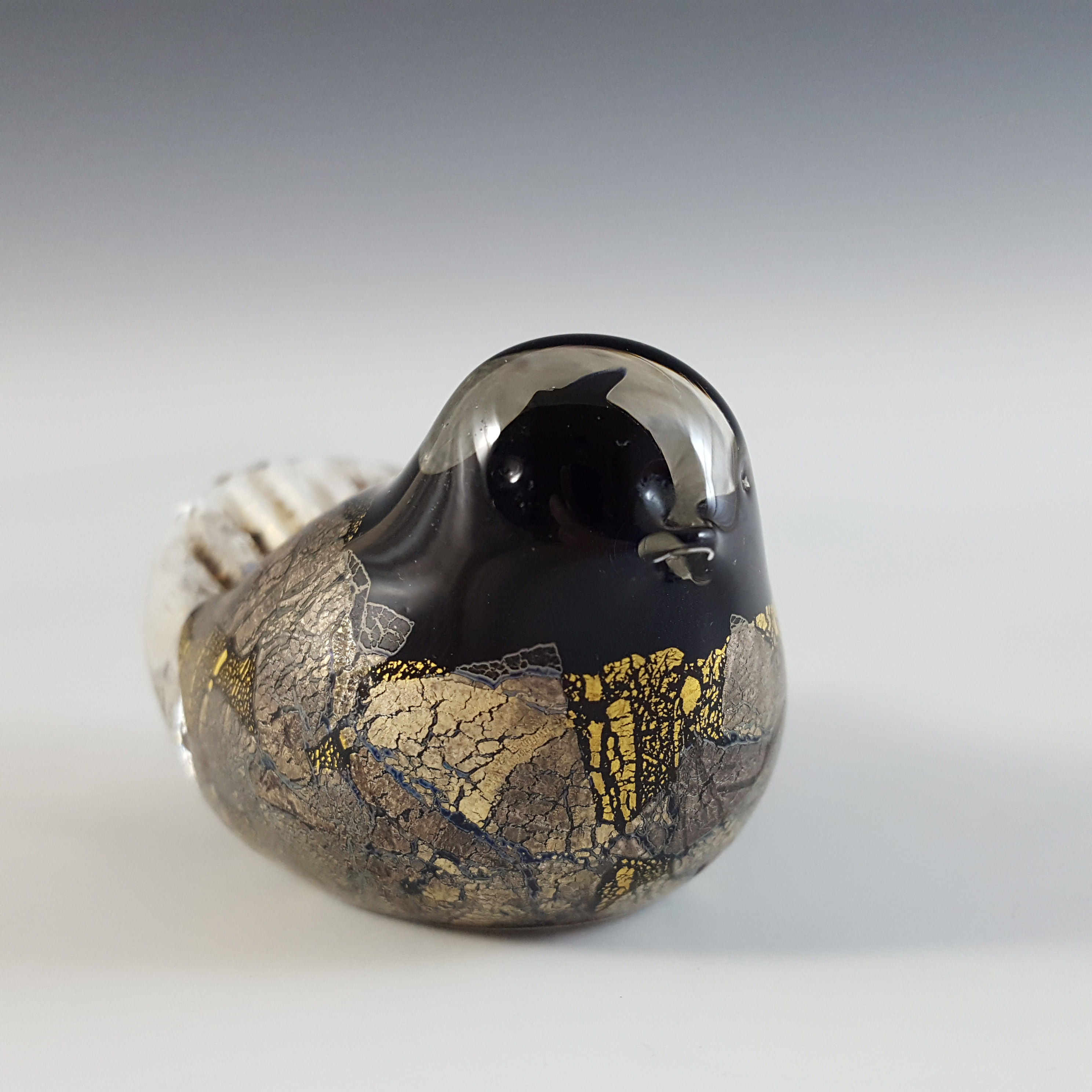(image for) Isle of Wight Studio 'Azurene Black' Glass 'Minimals' Bird - Click Image to Close