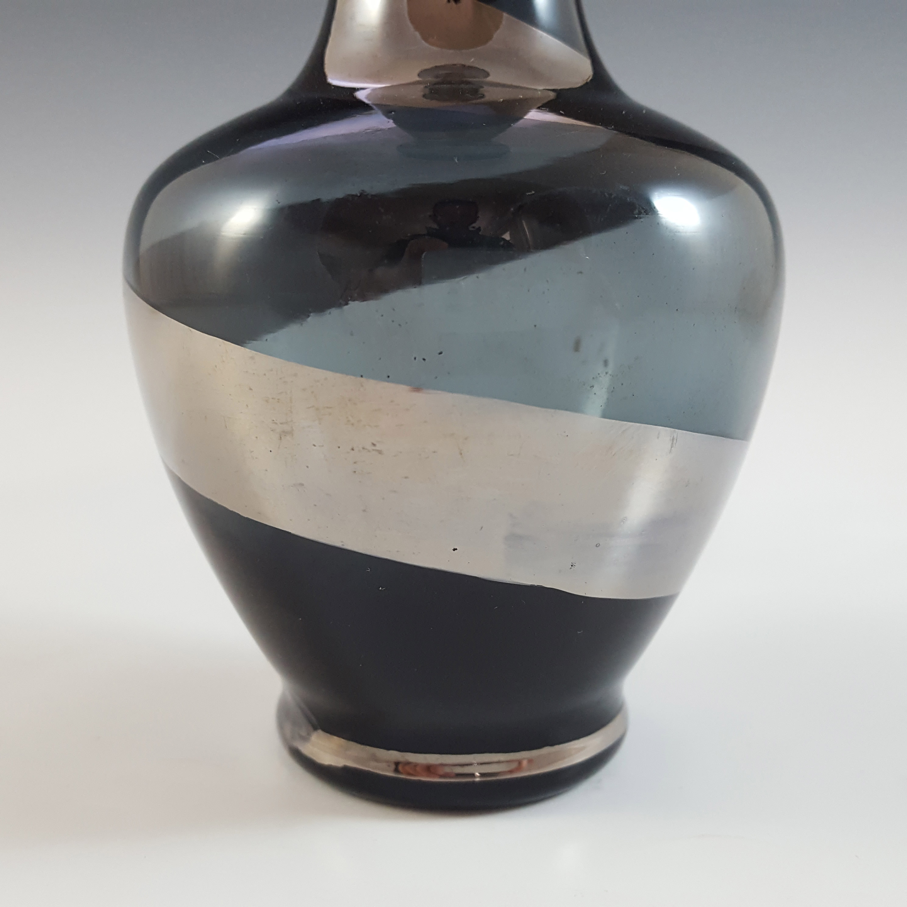 Japanese Grey & Silver Vintage Glass Spiral Striped Vase - Click Image to Close