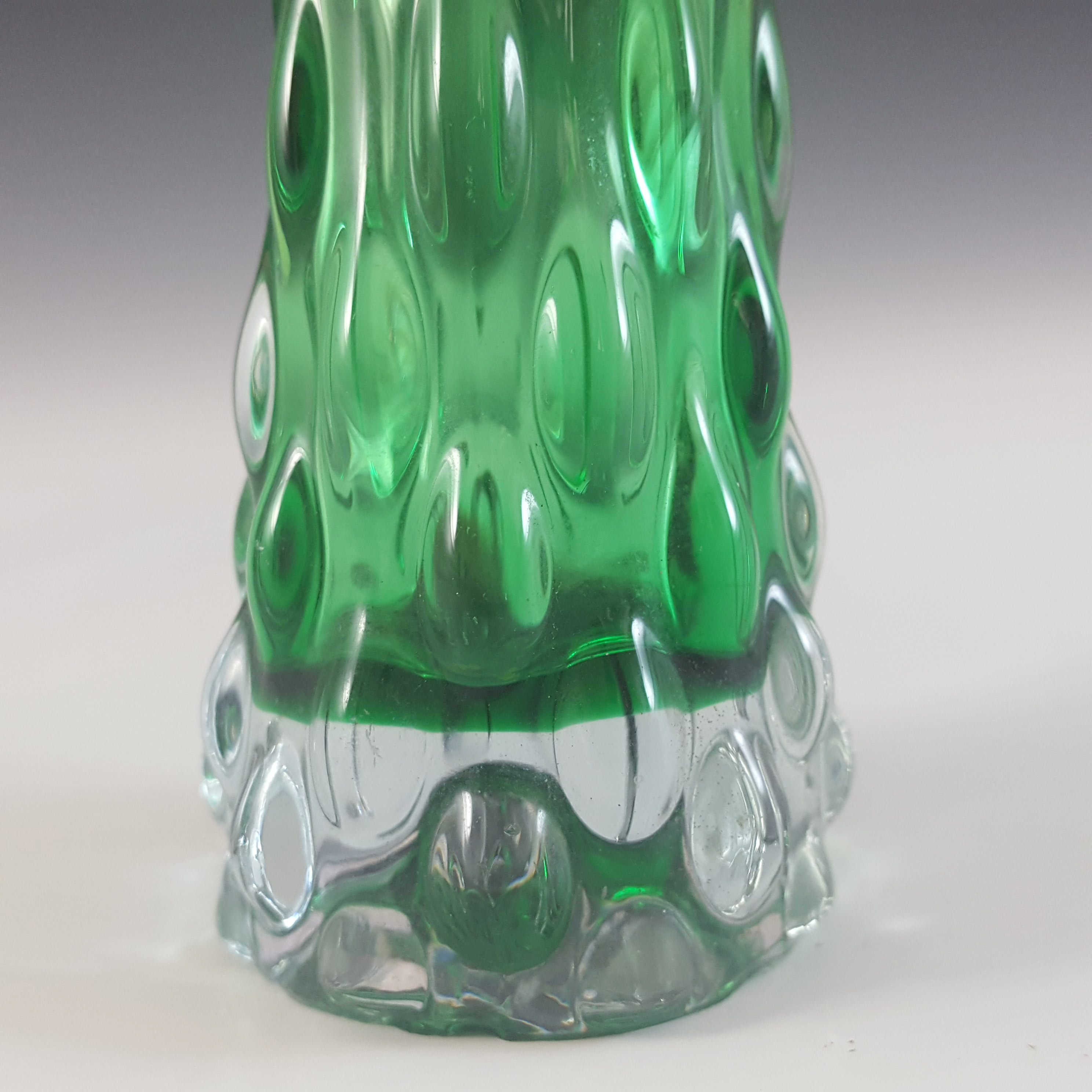 Japanese Vintage Textured Green Cased Glass Stem Vase - Click Image to Close