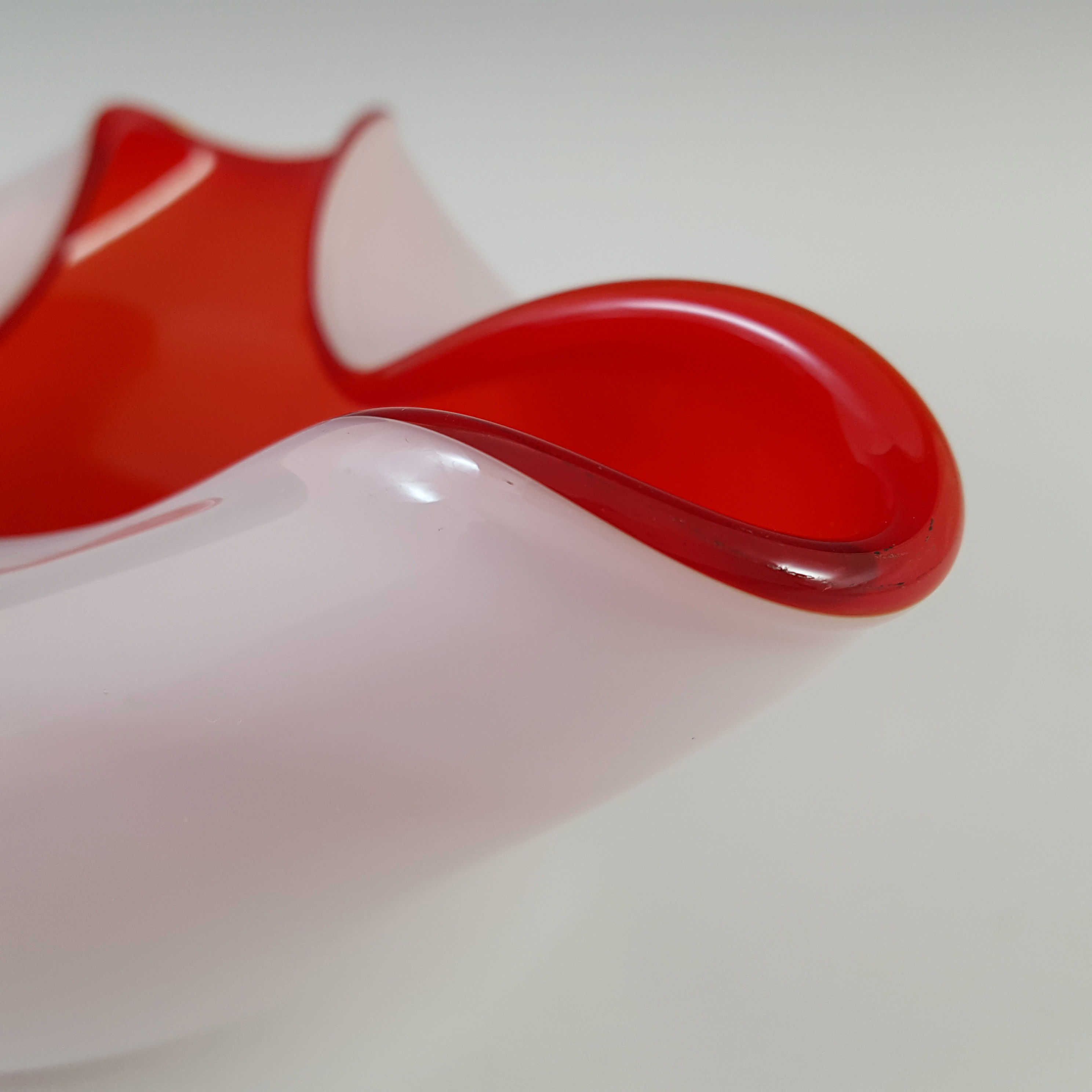(image for) Japanese Red & White Cased Glass 'Wales' Biomorphic Bowl - Click Image to Close