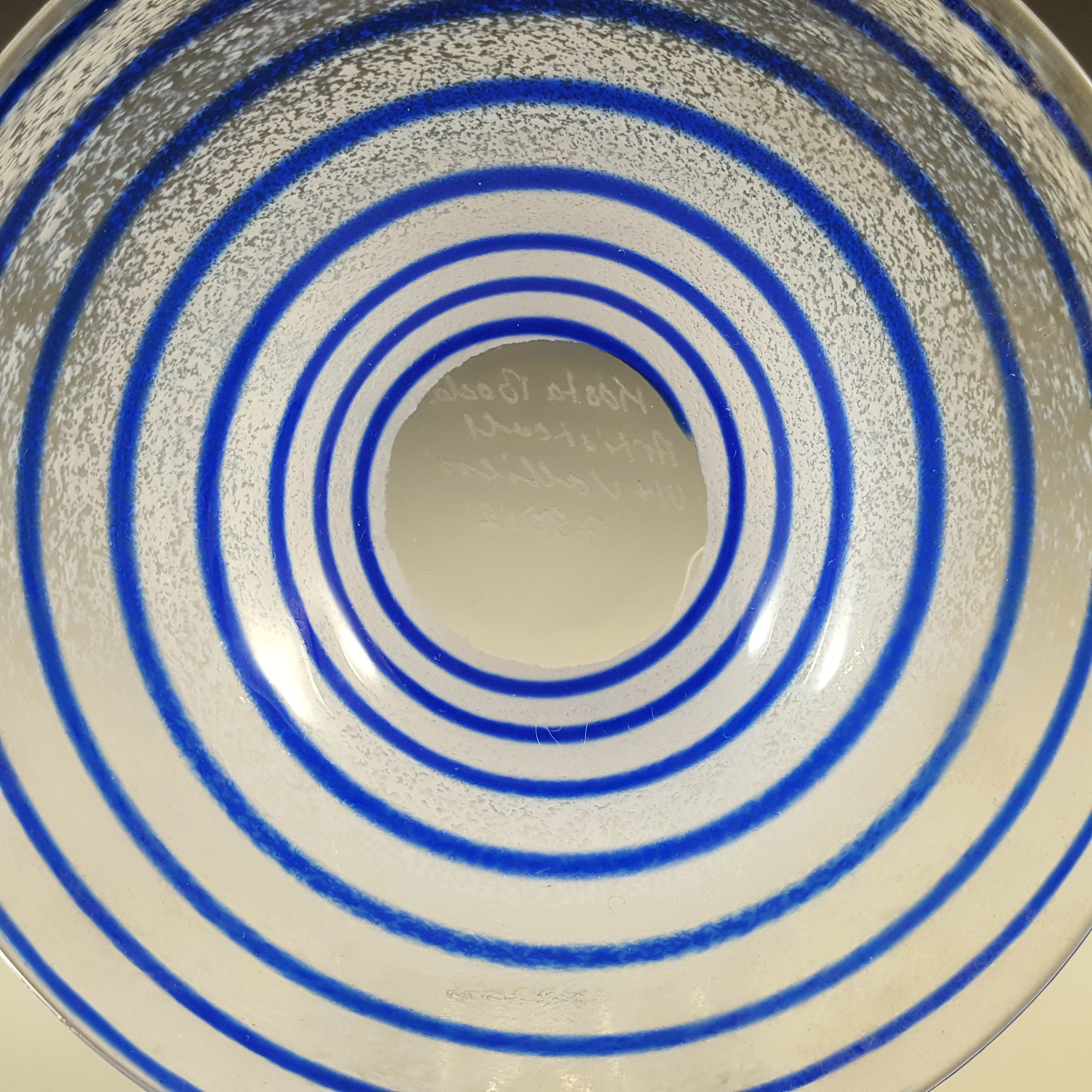 SIGNED Kosta Boda Glass Plate by Ulrica Vallien #78012 - Click Image to Close