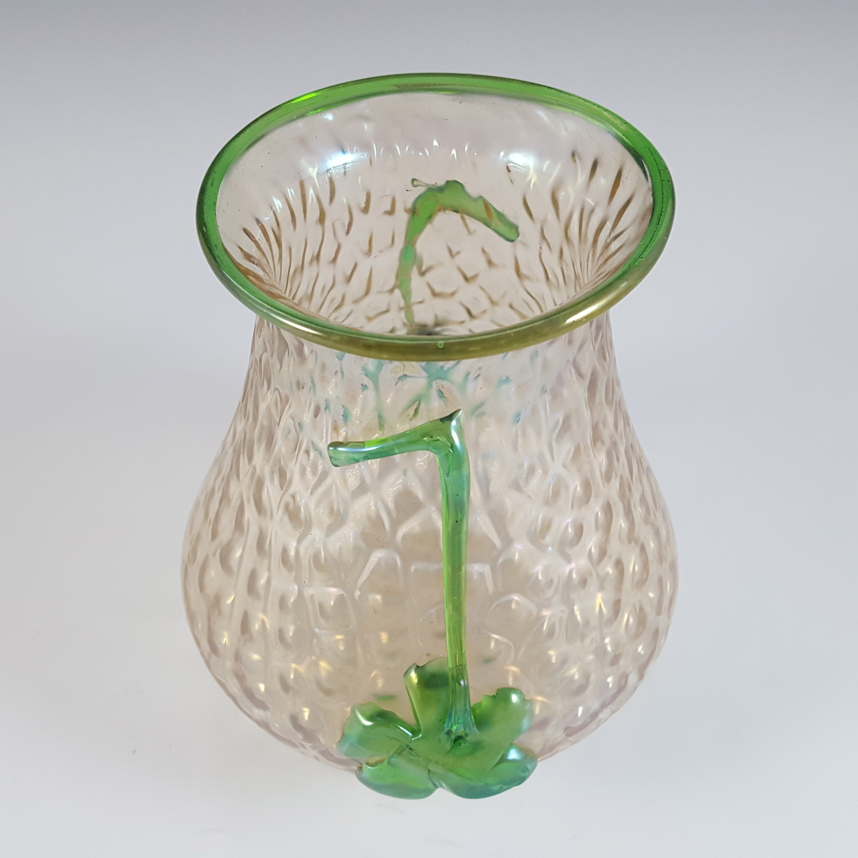 Kralik Art Nouveau 1900's Iridescent Glass 'Martelé' Vase - Click Image to Close