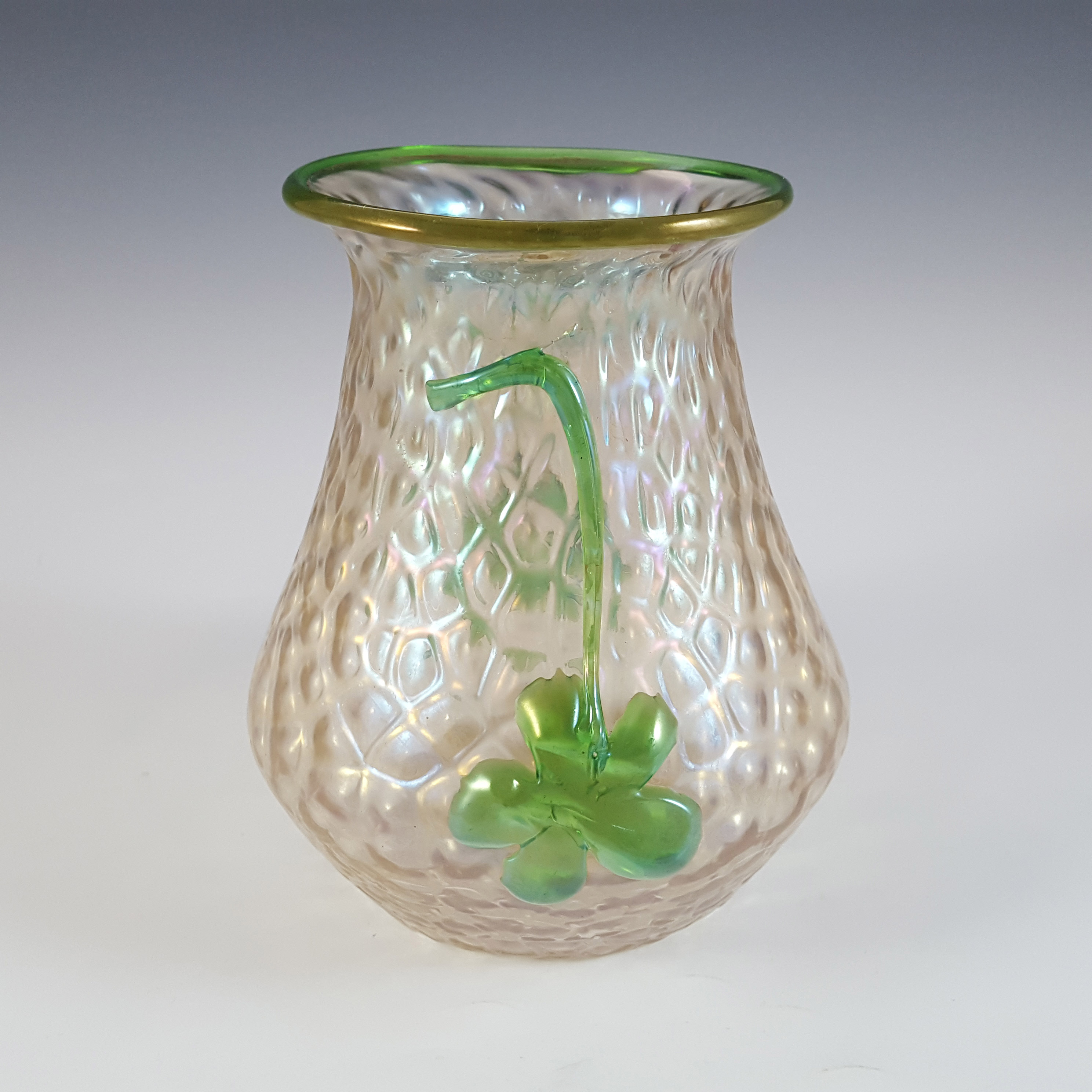 Kralik Art Nouveau 1900's Iridescent Glass 'Martelé' Vase - Click Image to Close
