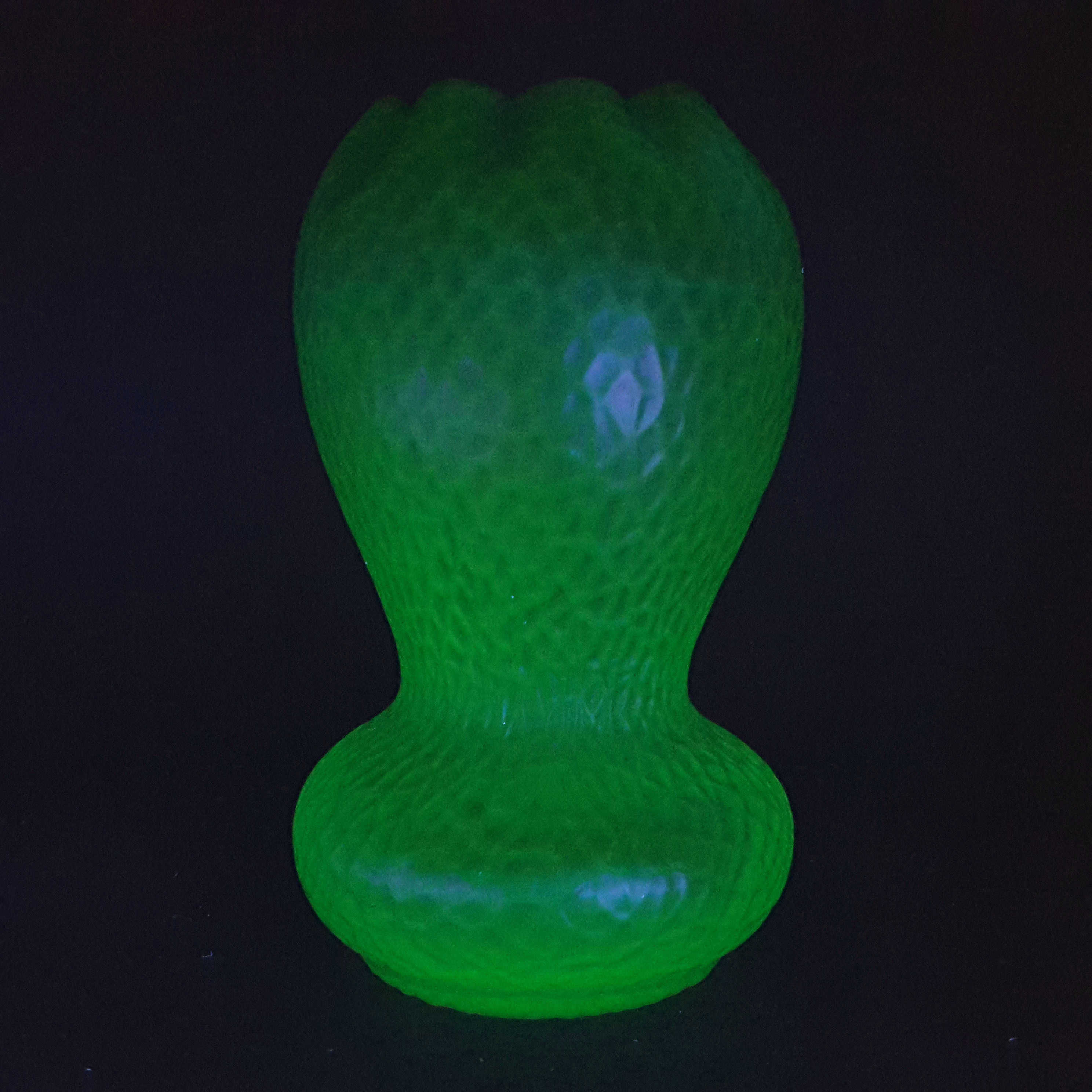 Kralik Art Nouveau Iridescent Green Glass 'Martelé' Vase - Click Image to Close