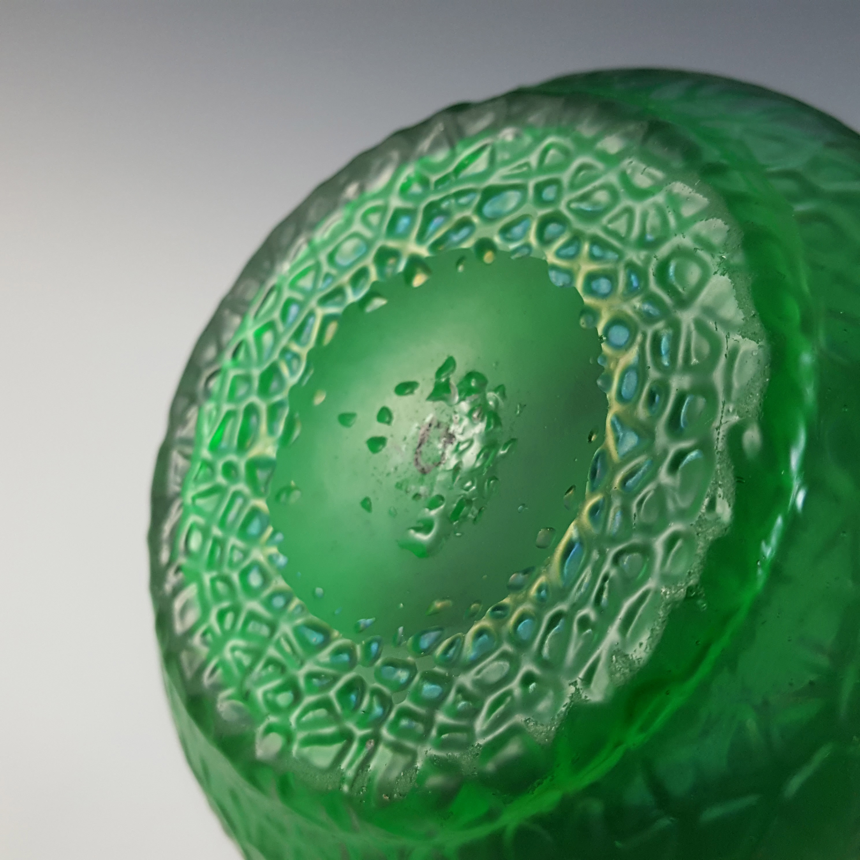 Kralik Art Nouveau Iridescent Green Glass 'Martelé' Vase - Click Image to Close