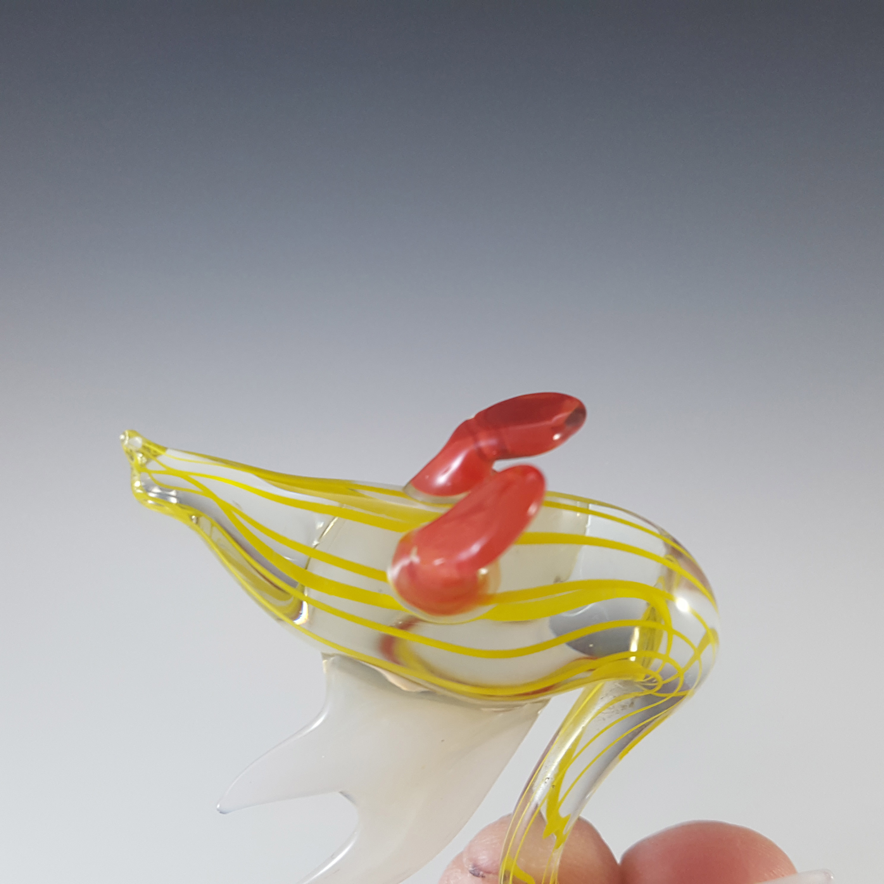 Japanese Yellow & White Lampworked Glass Pelican Figurine - Click Image to Close