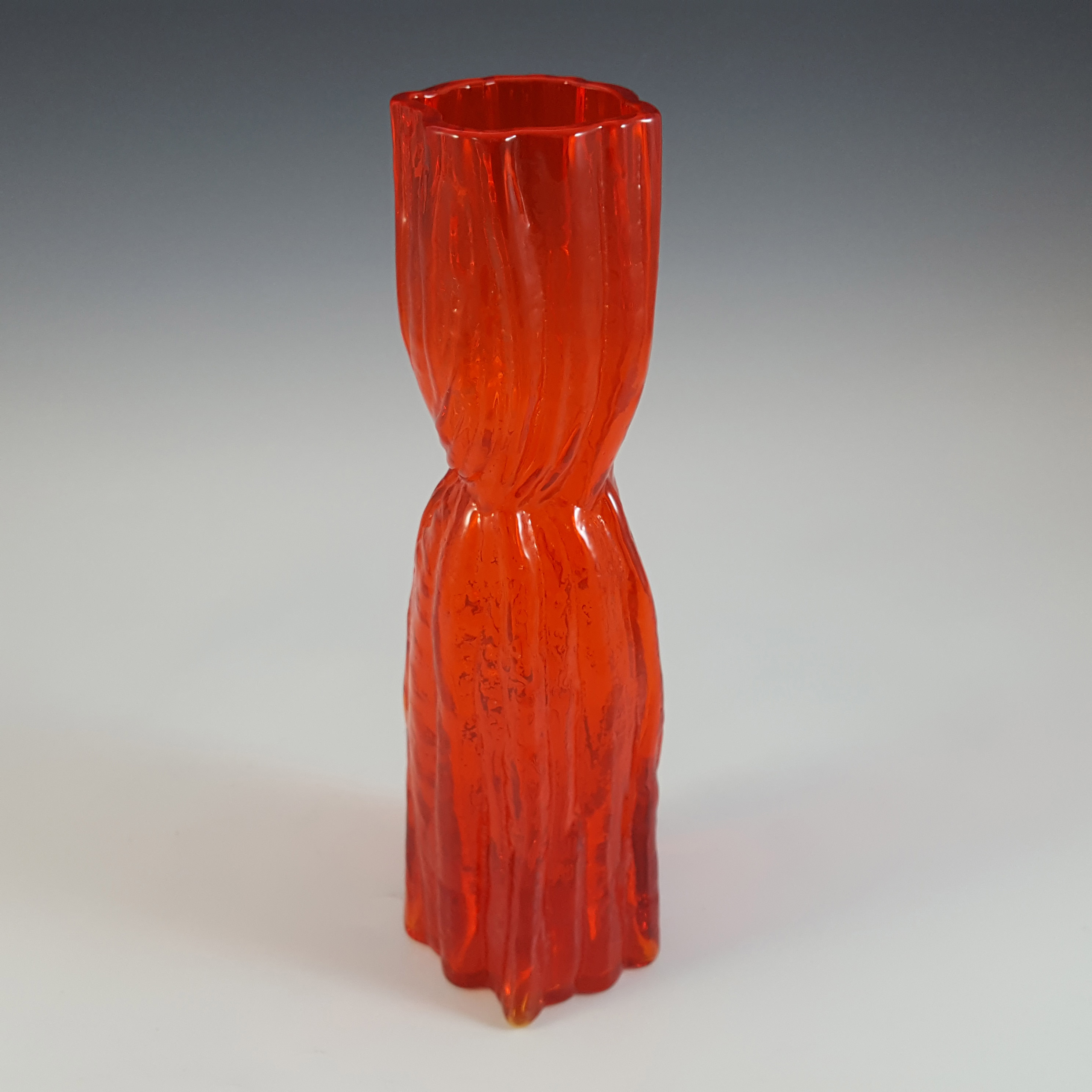 Lindshammar Swedish Orange Bark Textured Glass Vase - Click Image to Close