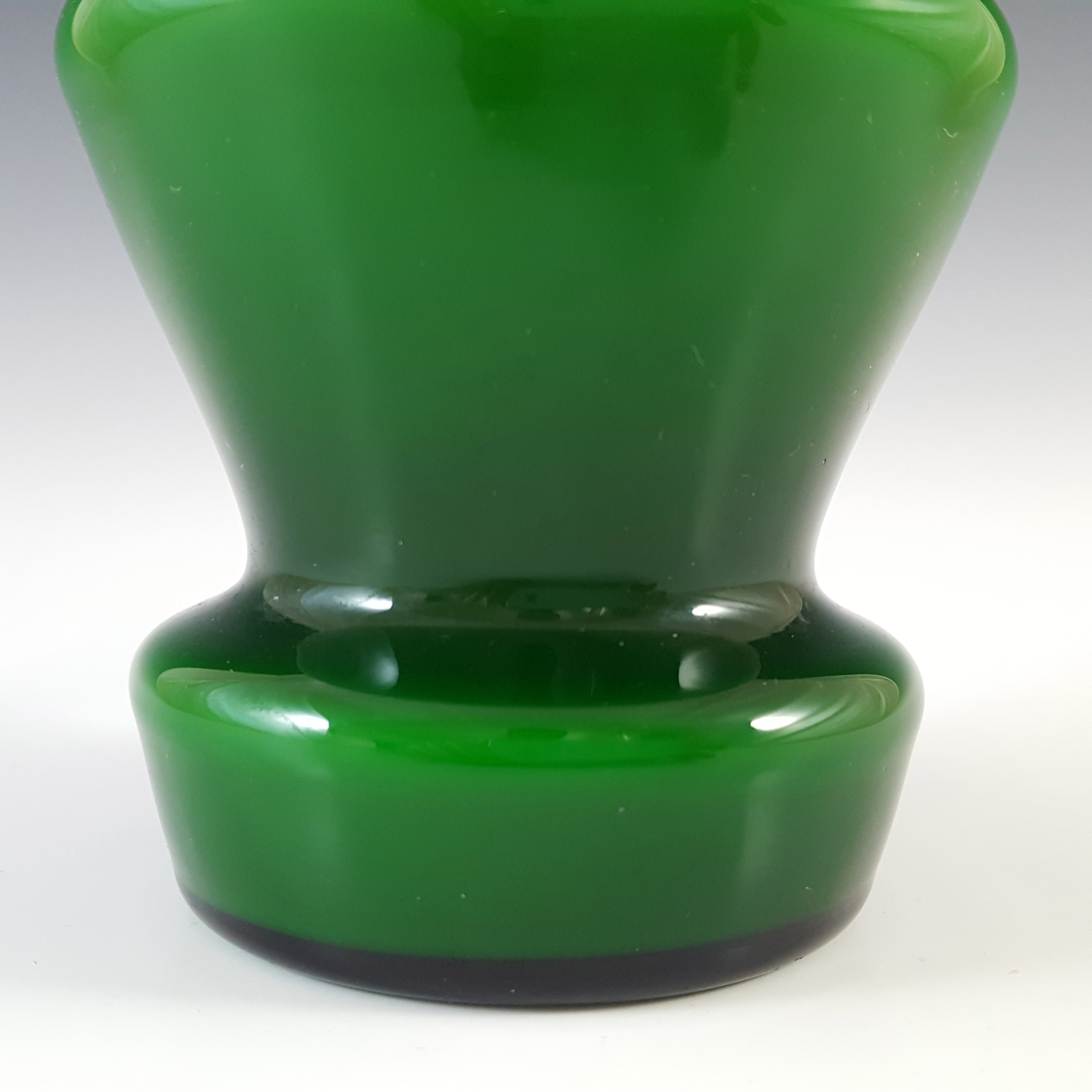 Lindshammar / Alsterbro Swedish Green Hooped Glass Vase - Click Image to Close