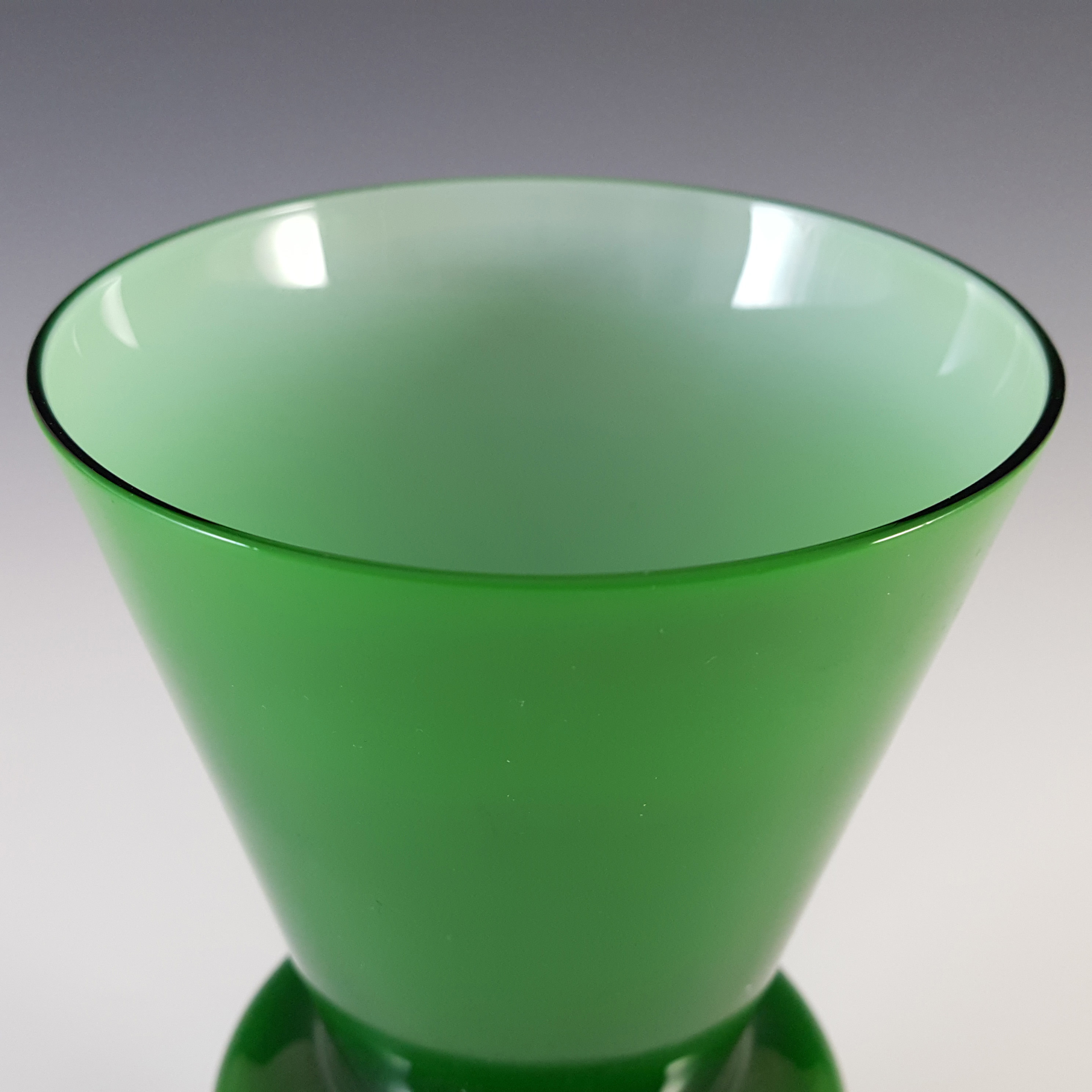 Lindshammar / Alsterbro Swedish Green Hooped Glass Vase - Click Image to Close