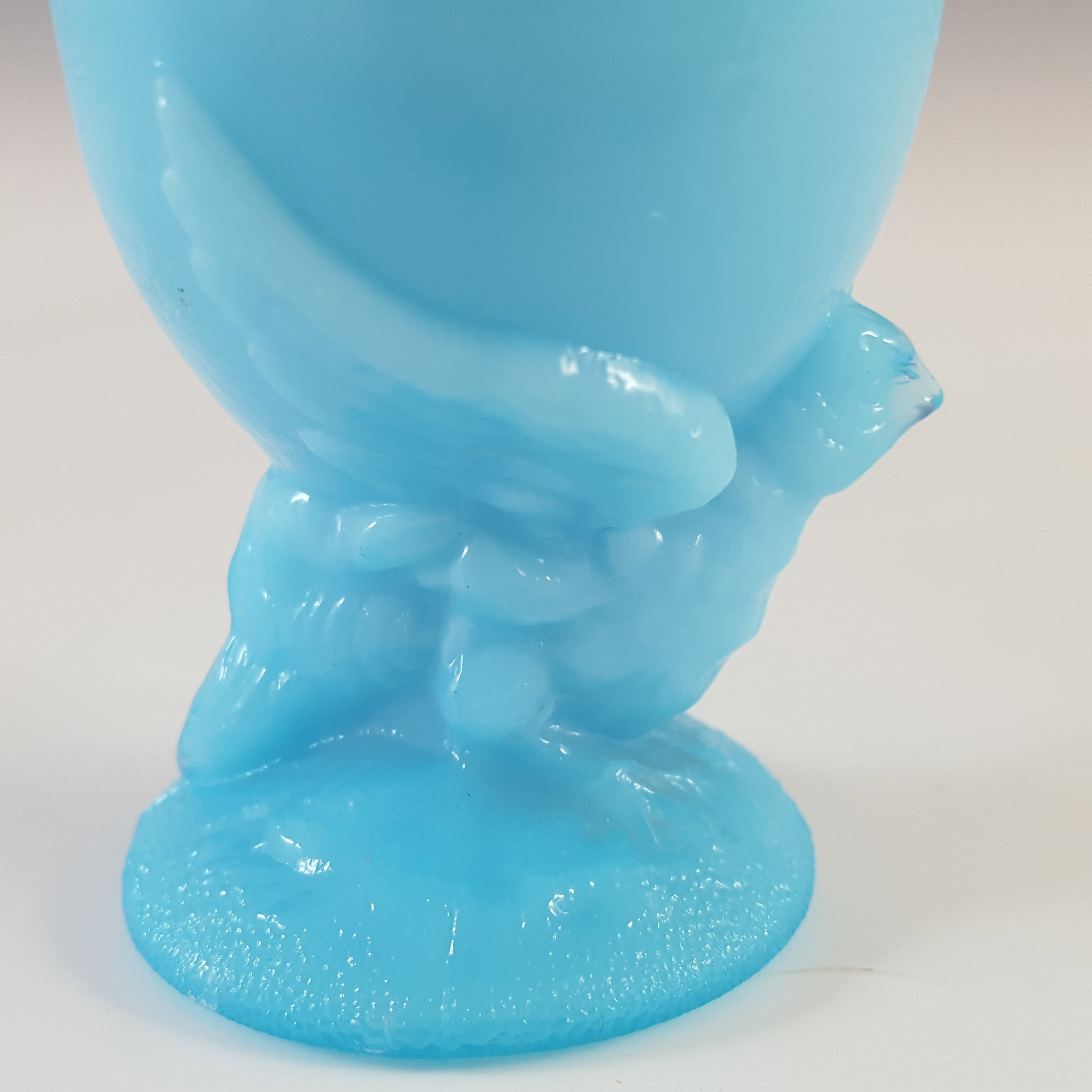French Victorian Vintage Blue Milk Glass 'Hen' Egg Cup - Click Image to Close