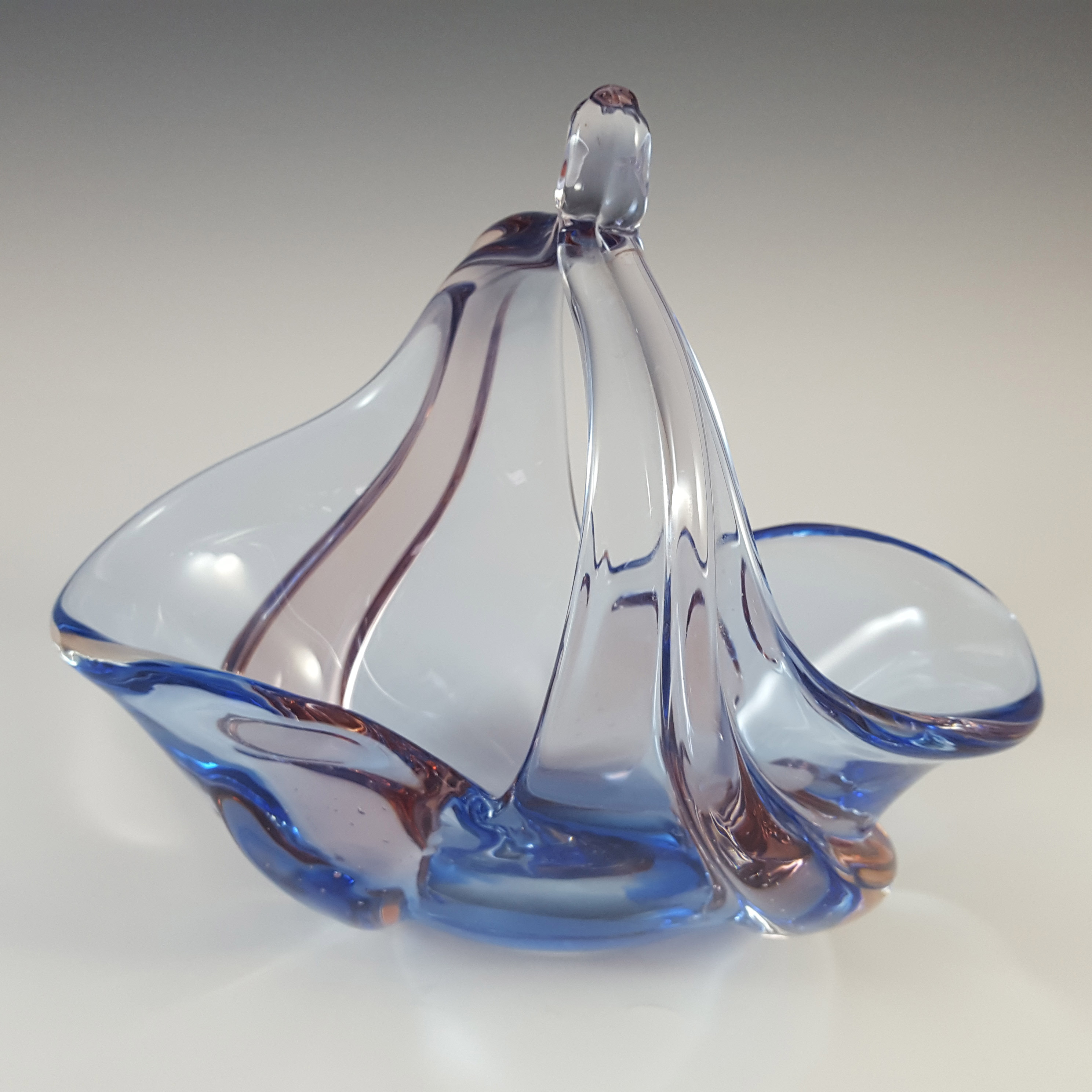 Mstisov Czech Blue & Pink Glass 'Pizzicato' Bowl by Hana Machovská - Click Image to Close