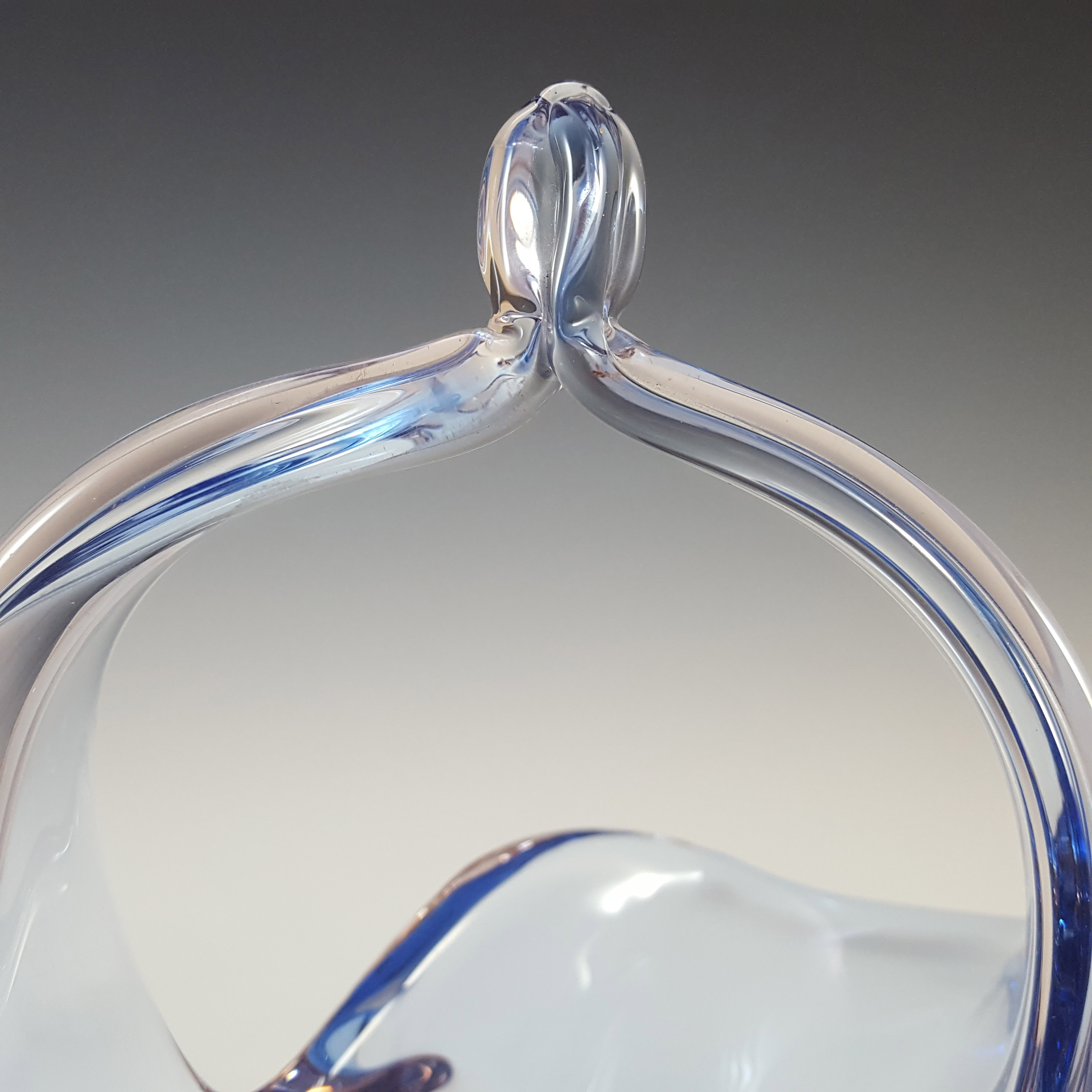 (image for) Mstisov Czech Blue & Pink Glass 'Pizzicato' Bowl by Hana Machovská - Click Image to Close