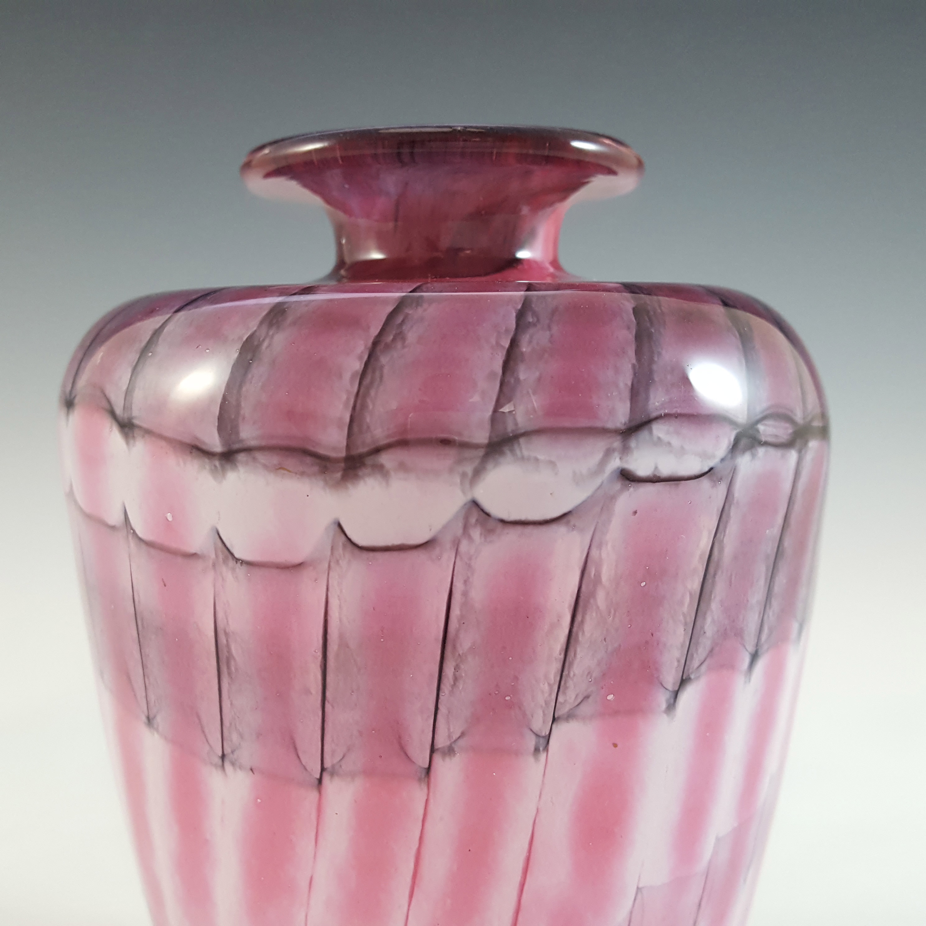 SIGNED Mtarfa Maltese Pink & Purple Glass Vintage Vase - Click Image to Close