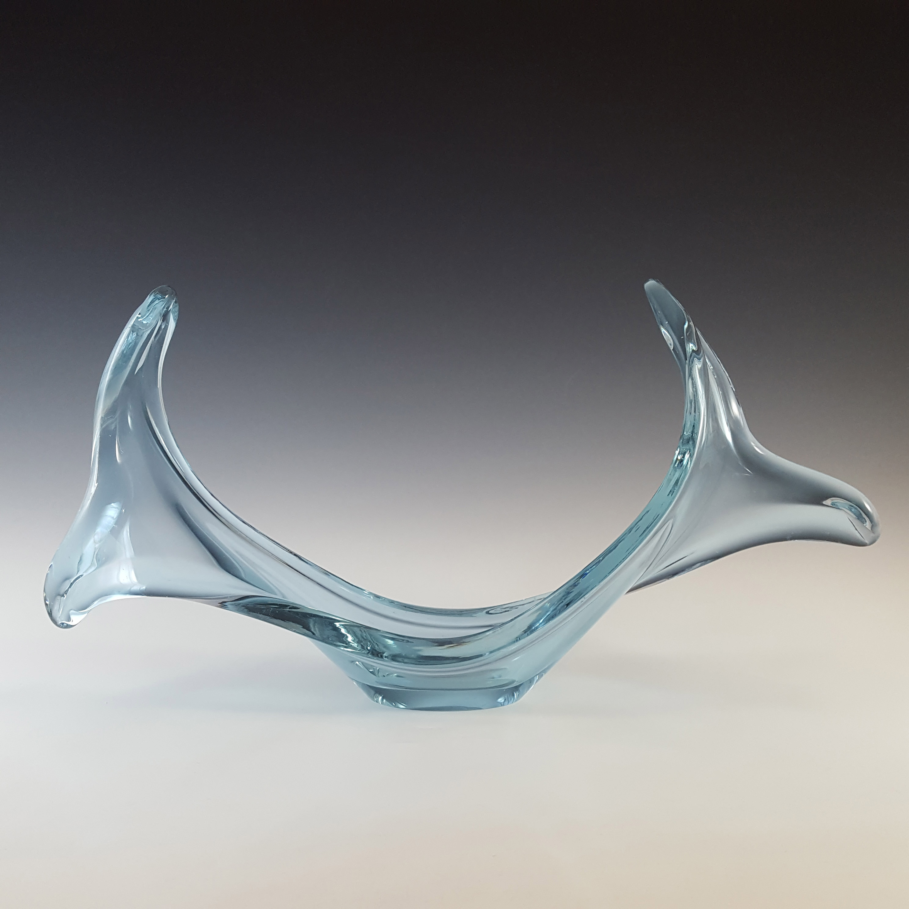 Viartec Murano Style Neodymium Lilac / Blue Spanish Glass Horn Sculpture - Click Image to Close