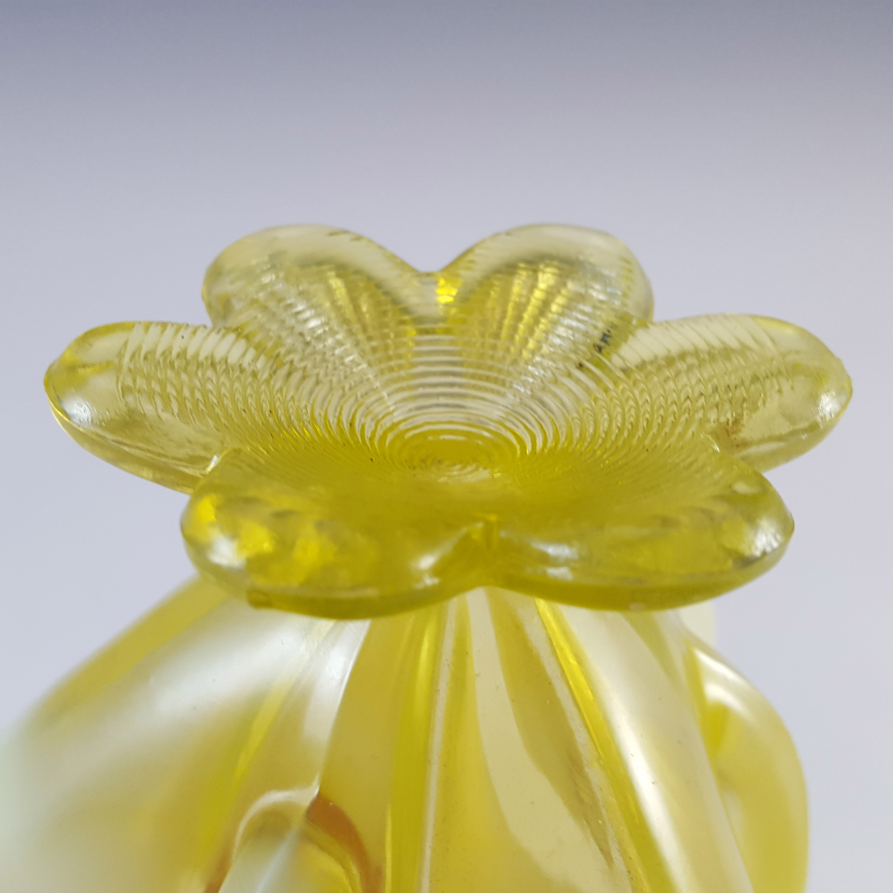 Davidson Pearline Uranium Yellow Glass 'Lady Caroline' Bowl - Click Image to Close