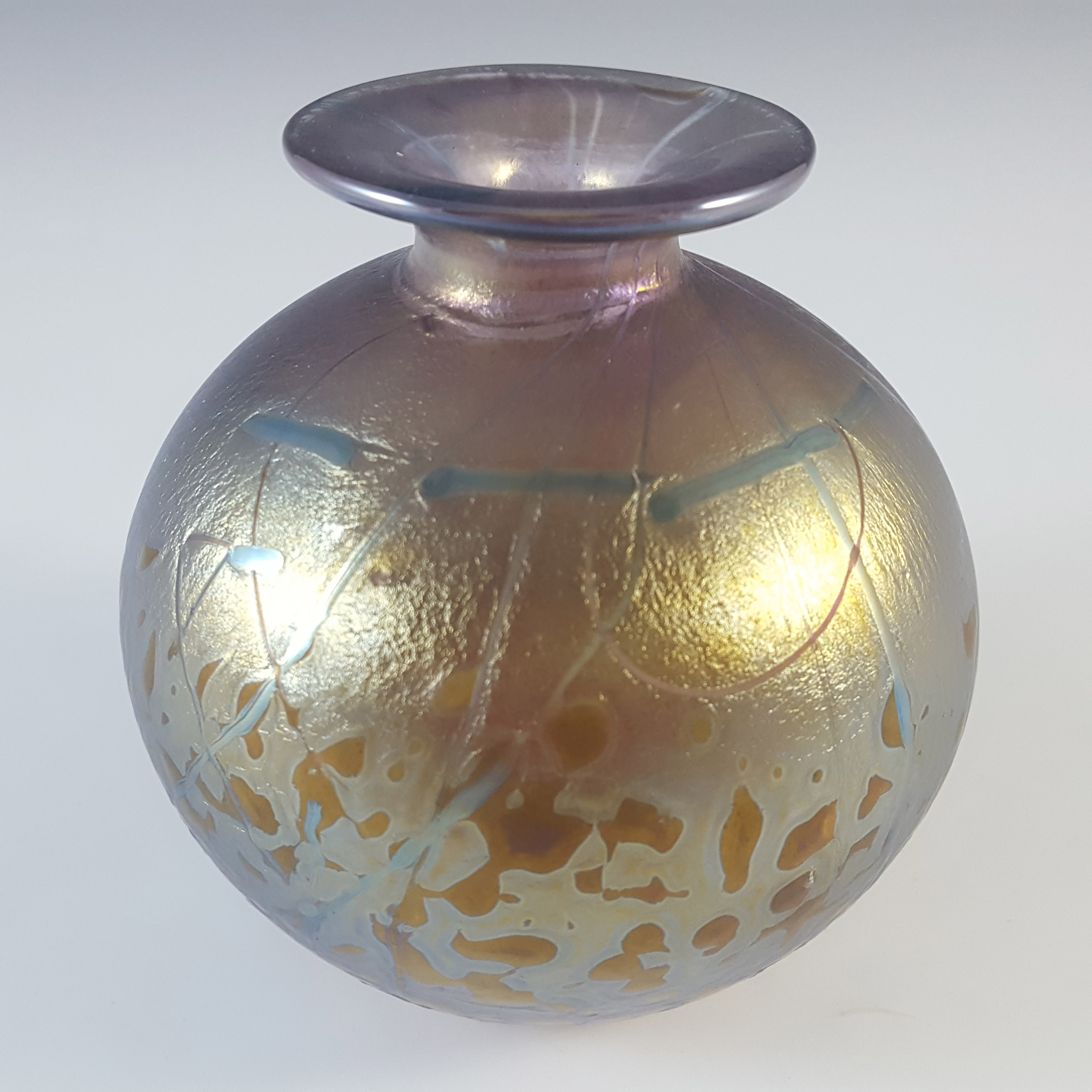 (image for) SIGNED Phoenician Pink & Gold Iridescent Glass Vase - Click Image to Close