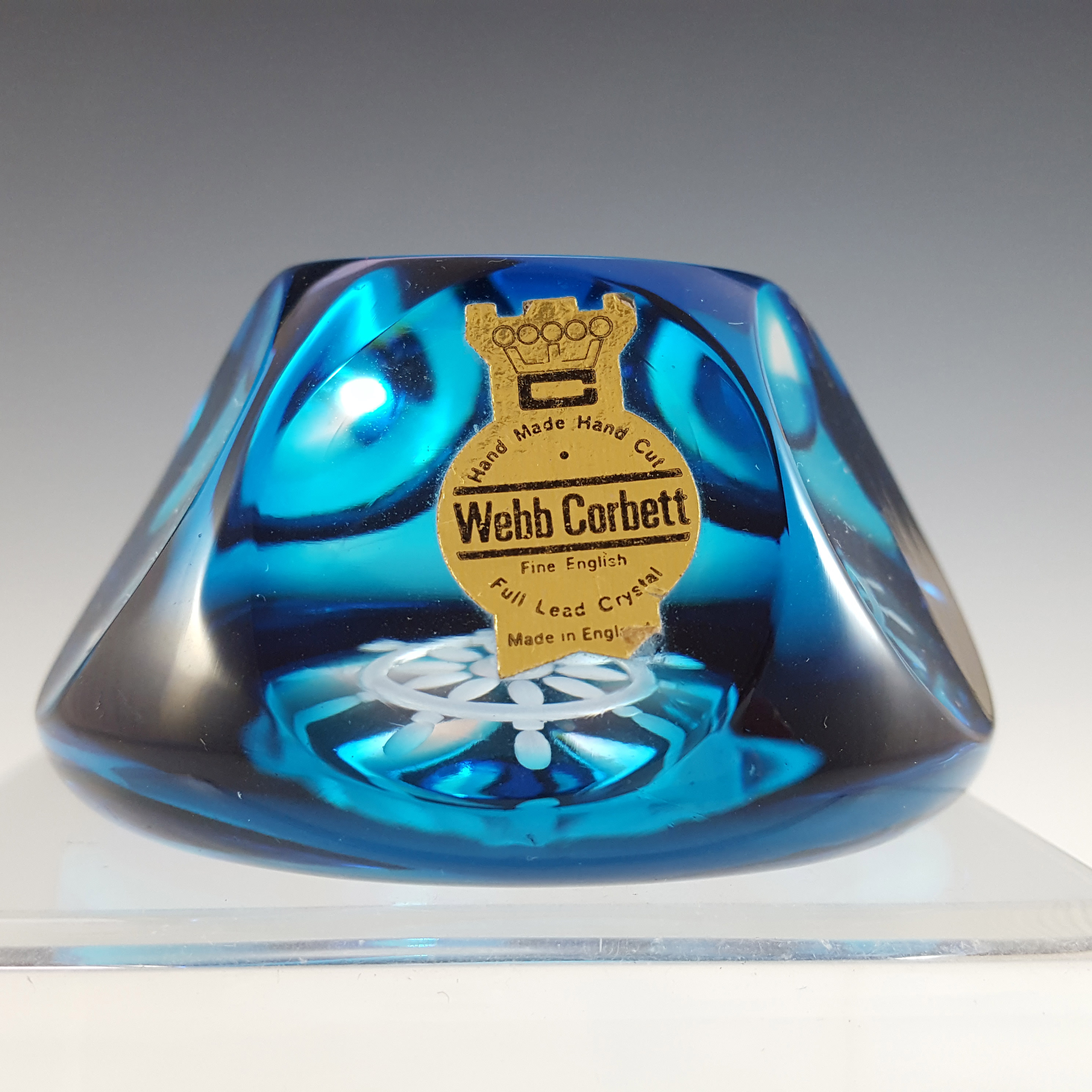 LABELLED Webb Corbett Blue Glass Ship's Wheel Paperweight - Click Image to Close