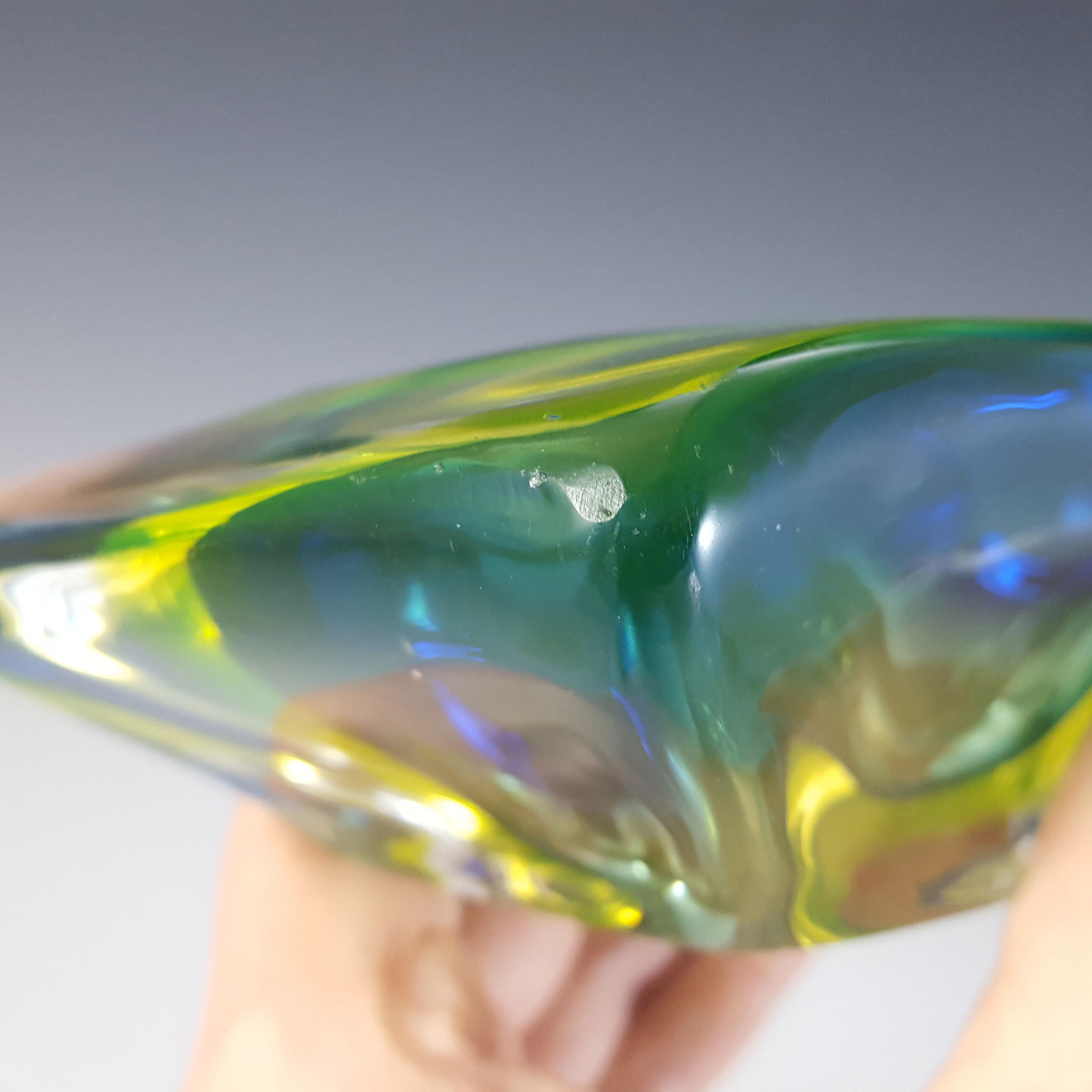 Arte Nuova Murano Blue & Uranium Yellow Sommerso Glass Bowl - Click Image to Close